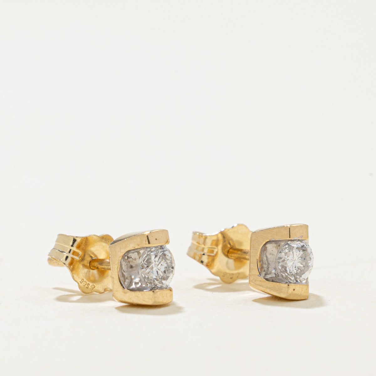 14k Round Brilliant Diamond Stud Earrings | 0.30ctw