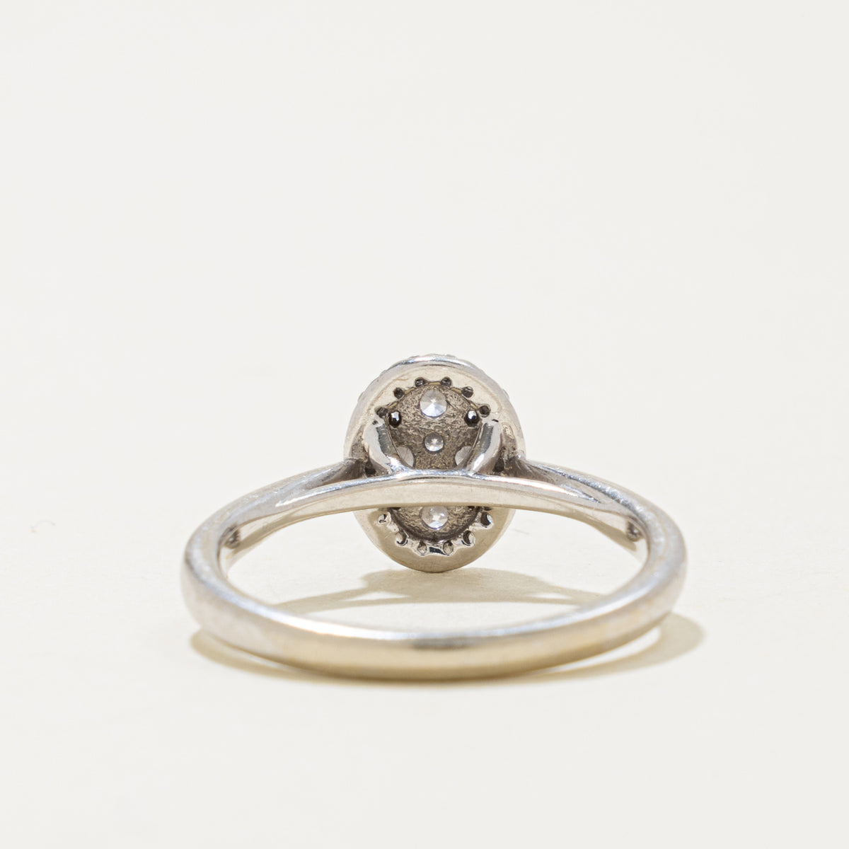 14k Pave Set Diamond Oval Cluster Halo Ring | 0.38ctw | SZ 6.75