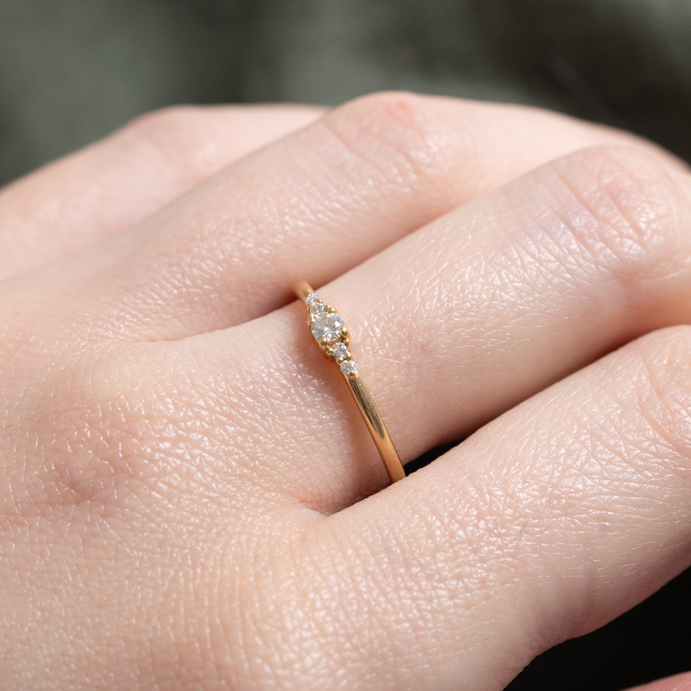 18k Diamond Accented Petite Ring | SZ 6.5