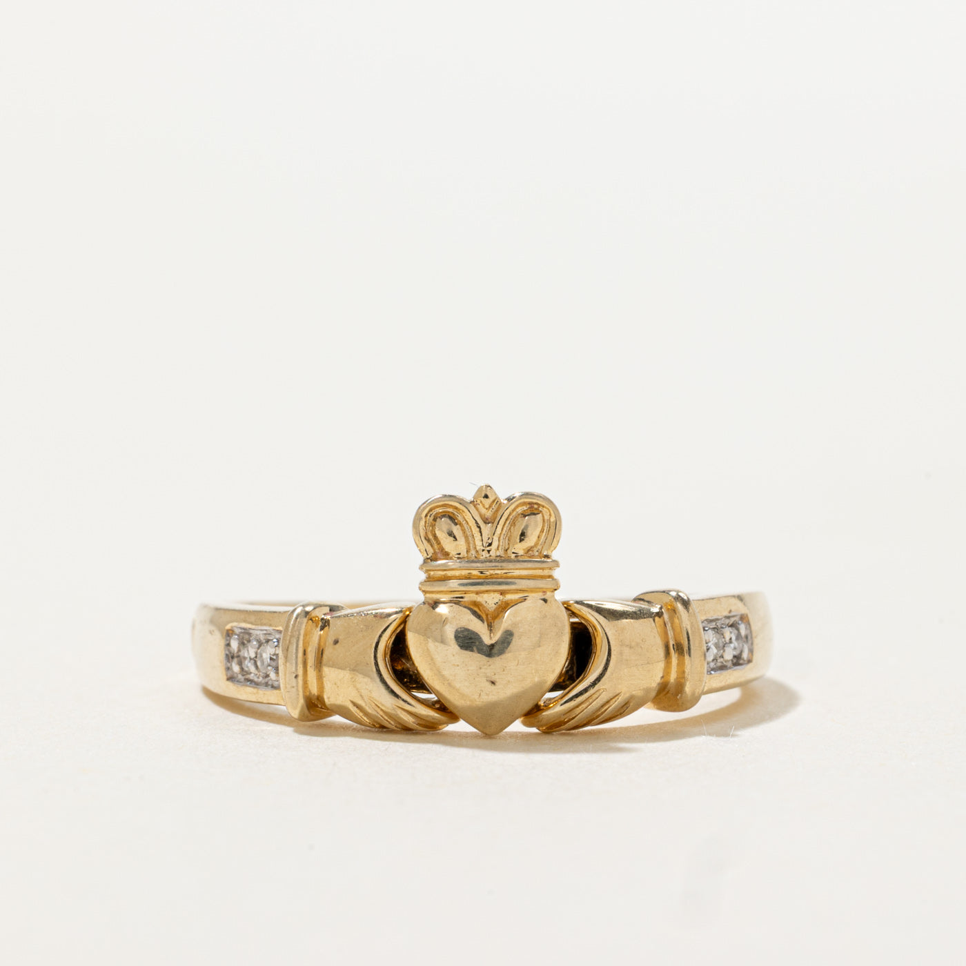 14k Pave Set Diamond Claddagh Ring | SZ 7.25