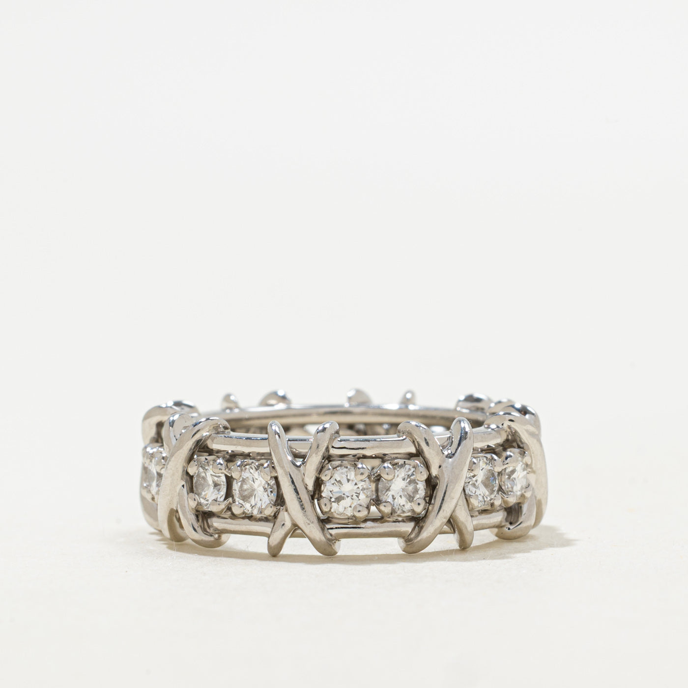 Bague en platine à seize pierres « Tiffany & Co » Jean Schlumberger | 1,14 ct | Taille 6,5