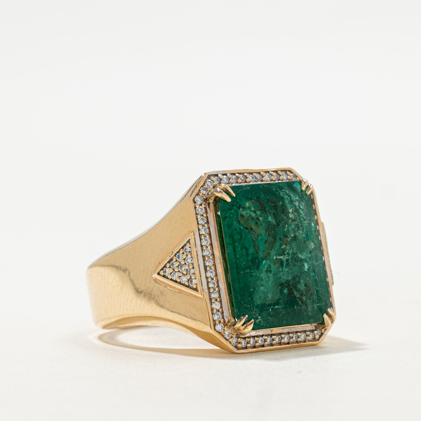 Bague en émeraude verte intense et diamants (9,28 ct + 0,21 ct au total) | Taille 10,5