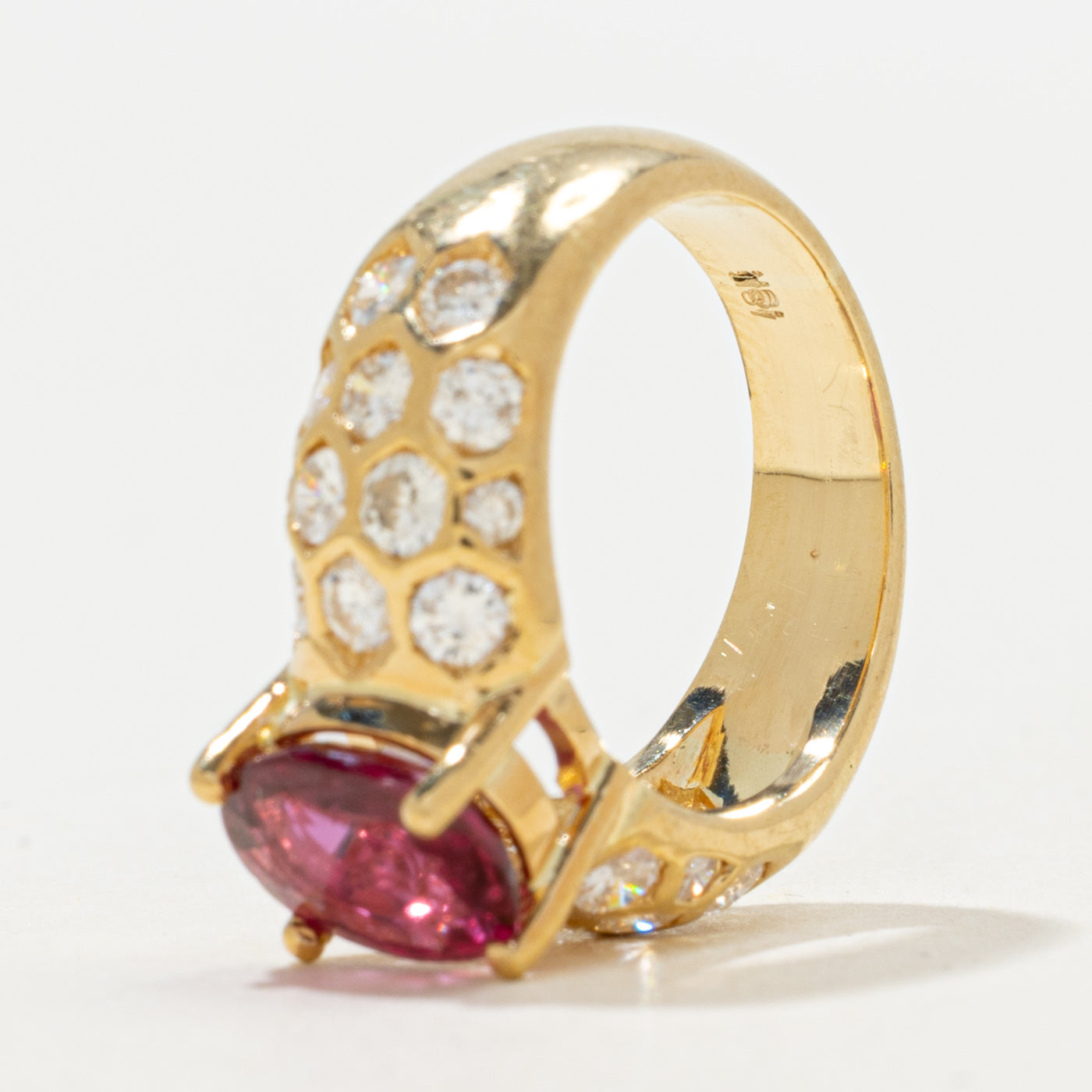 Bague vintage en rubis et diamants | 0,75 ct | 0,80 ct au total | Taille 3,5