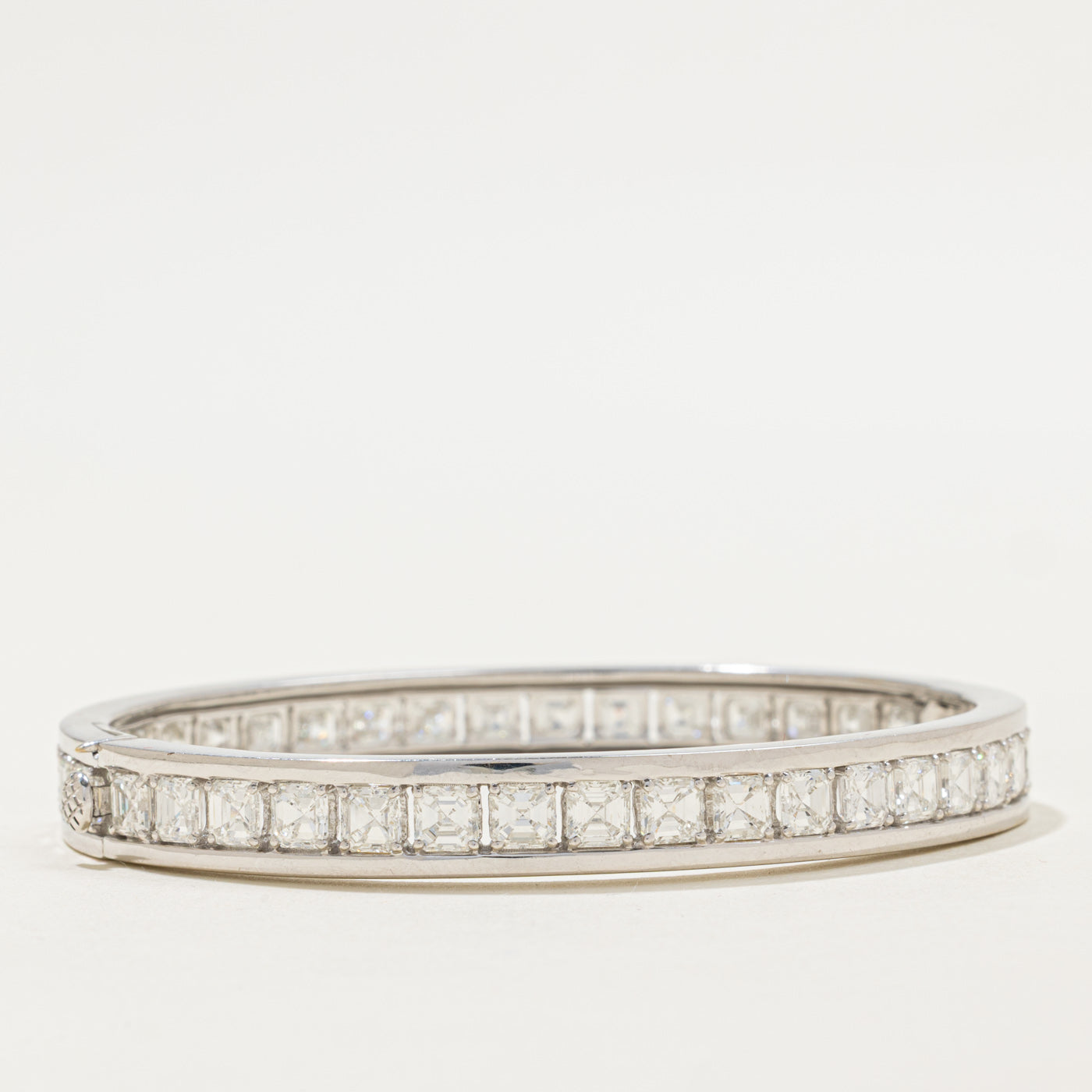 18k Asscher Cut Eternity Diamond Bangle Bracelet | 10ctw