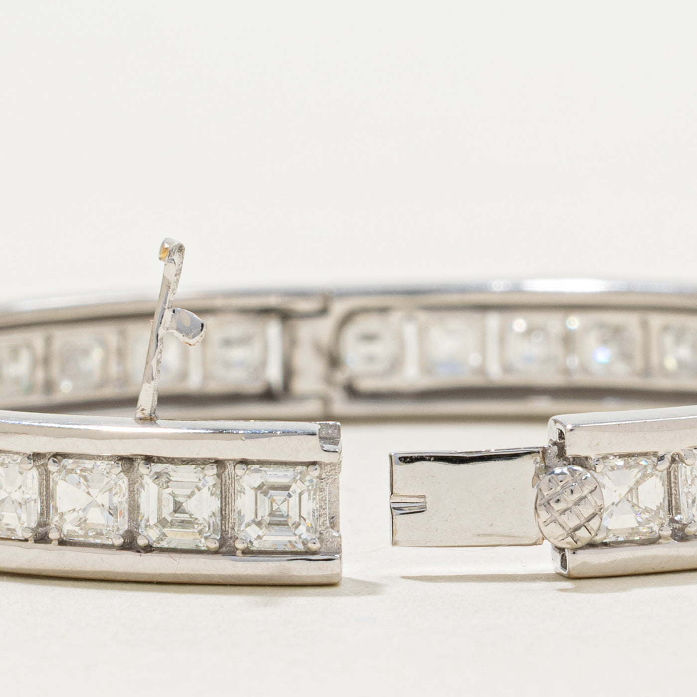 18k Asscher Cut Eternity Diamond Bangle Bracelet | 10ctw