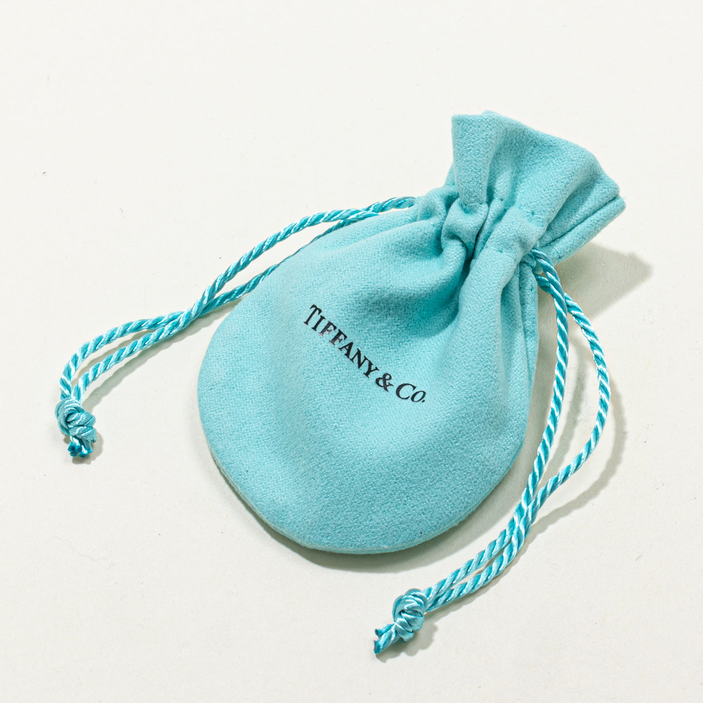 Bague en platine à seize pierres « Tiffany & Co » Jean Schlumberger | 1,14 ct | Taille 6,5
