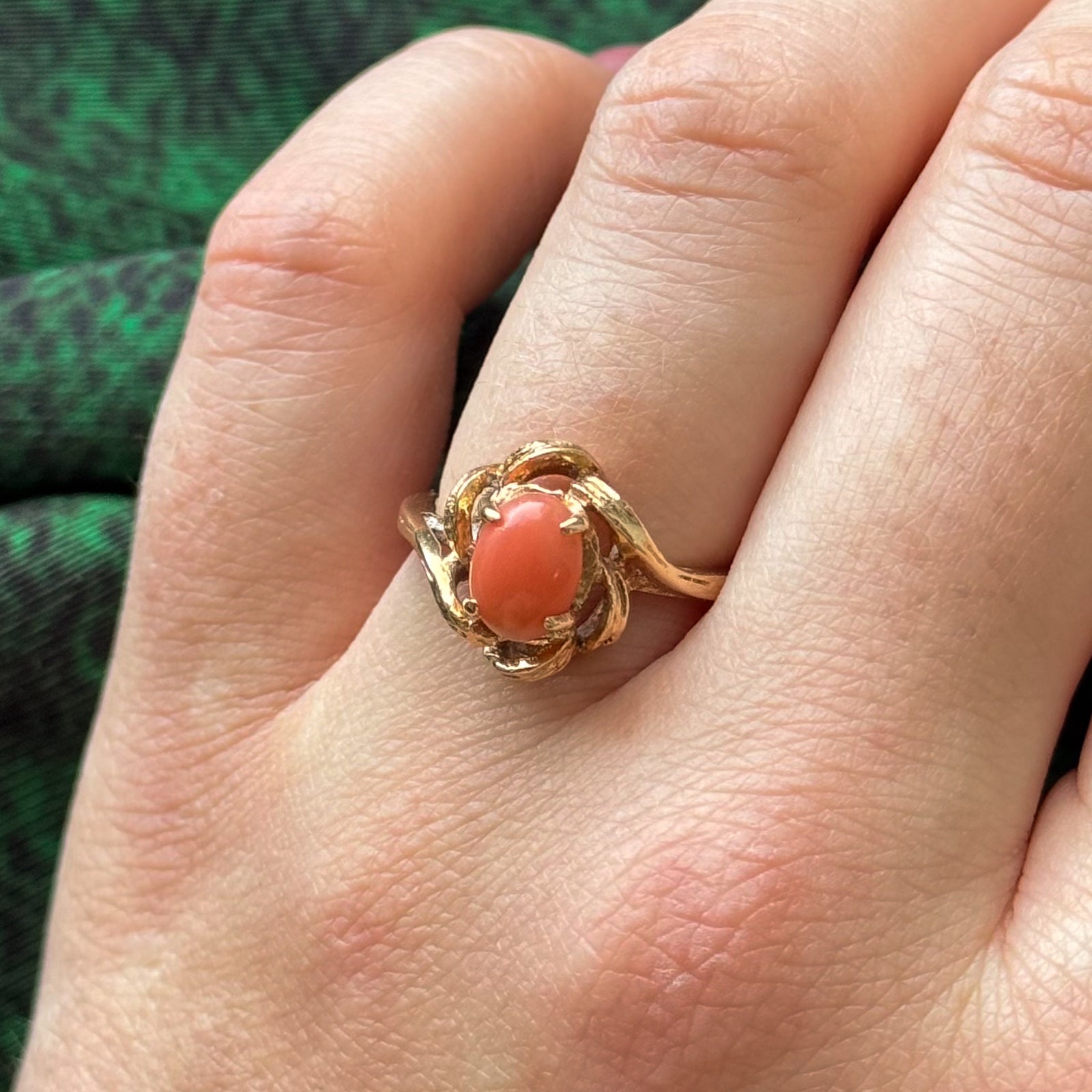 Coral Ring | SZ 6 |