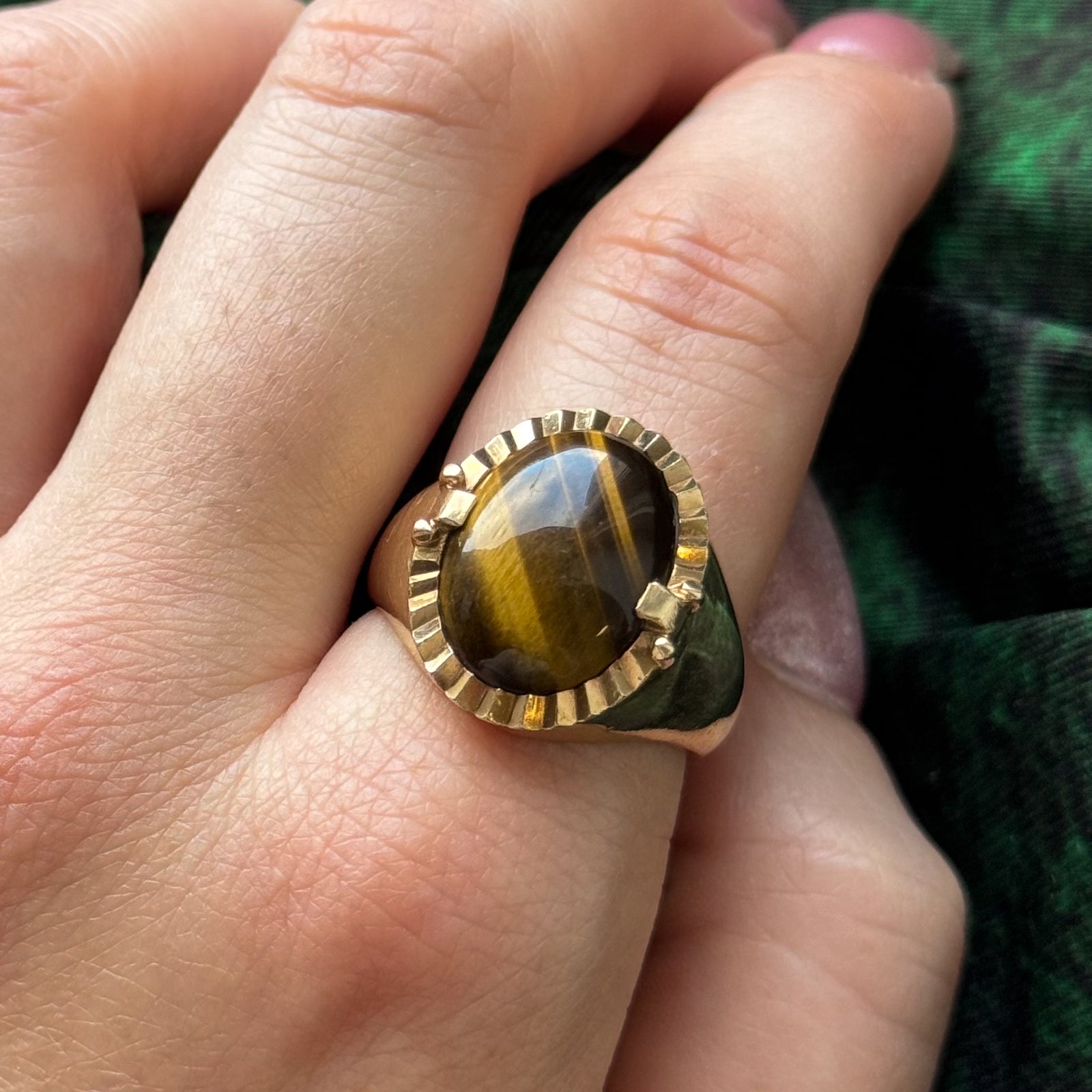 Tigers Eye Quartz Ring | SZ 10.25