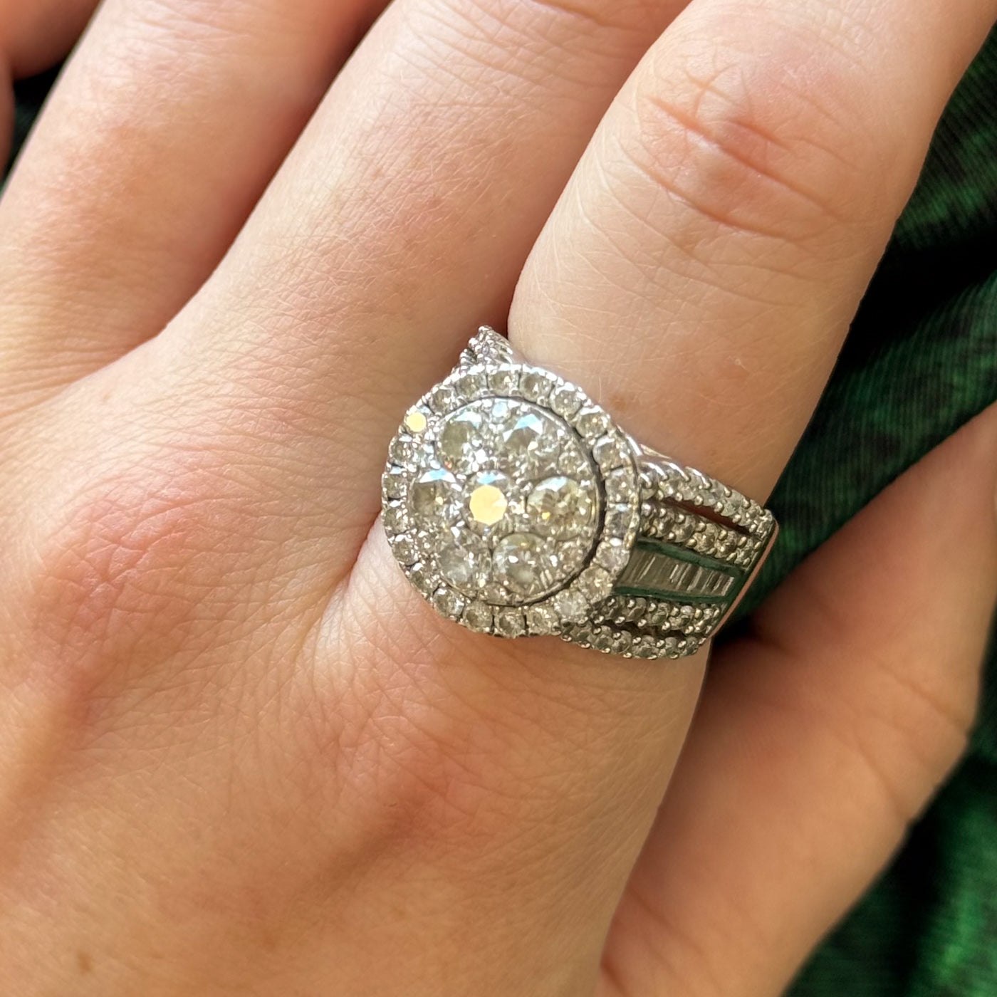 Diamond Cluster Ring | 4.02ctw | SZ 8.5 |