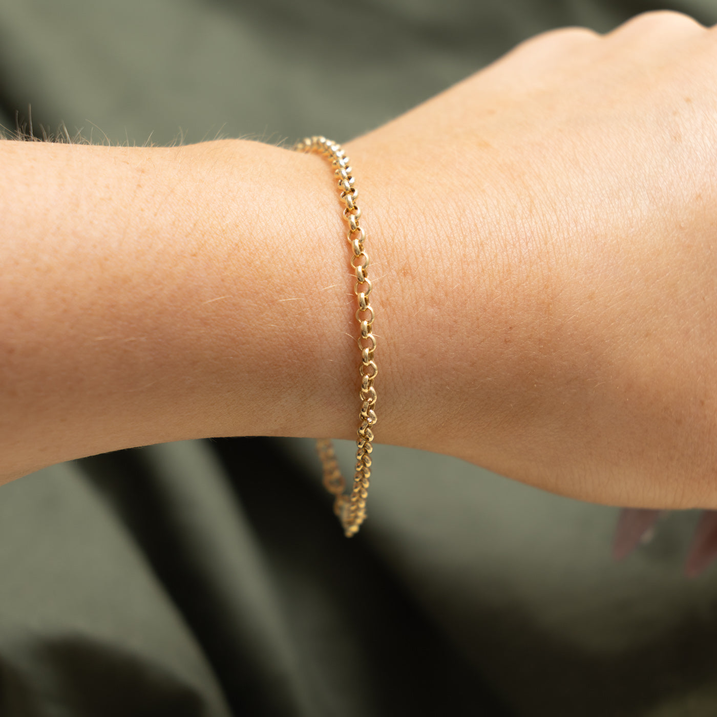 14k Yellow Gold Rolo Chain Bracelet | 7"