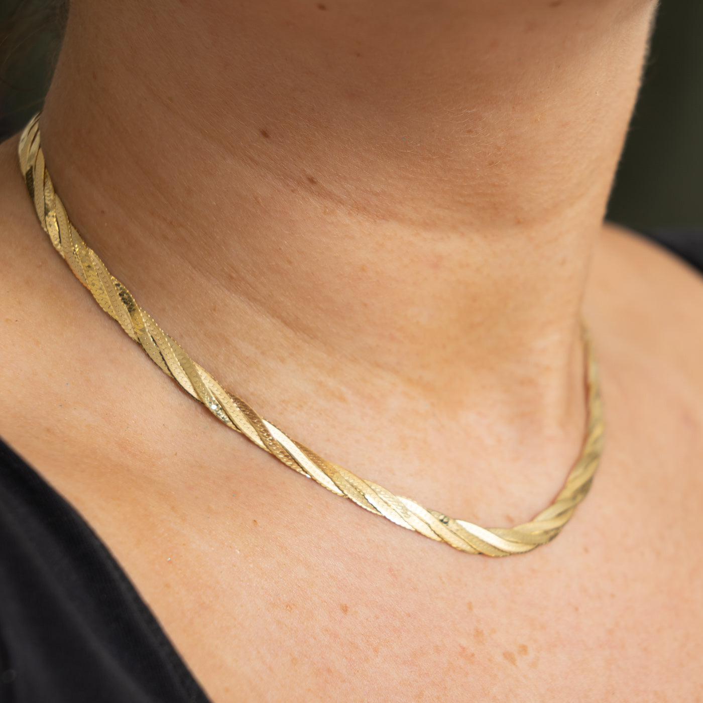 14k Yellow Gold Woven Herringbone Chain | 16"