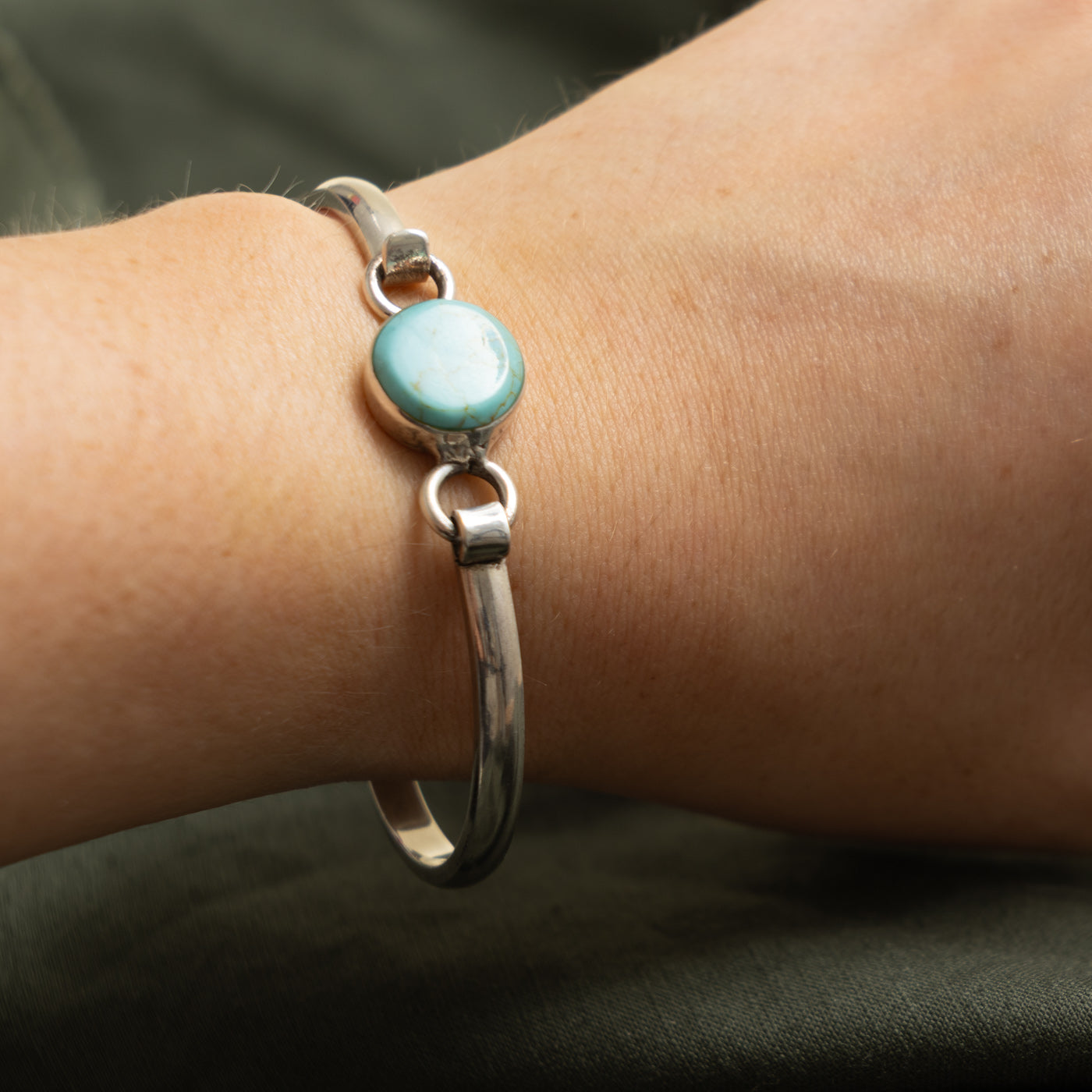 Bezel Set Turquoise Bangle Bracelet | 6ct | 7"
