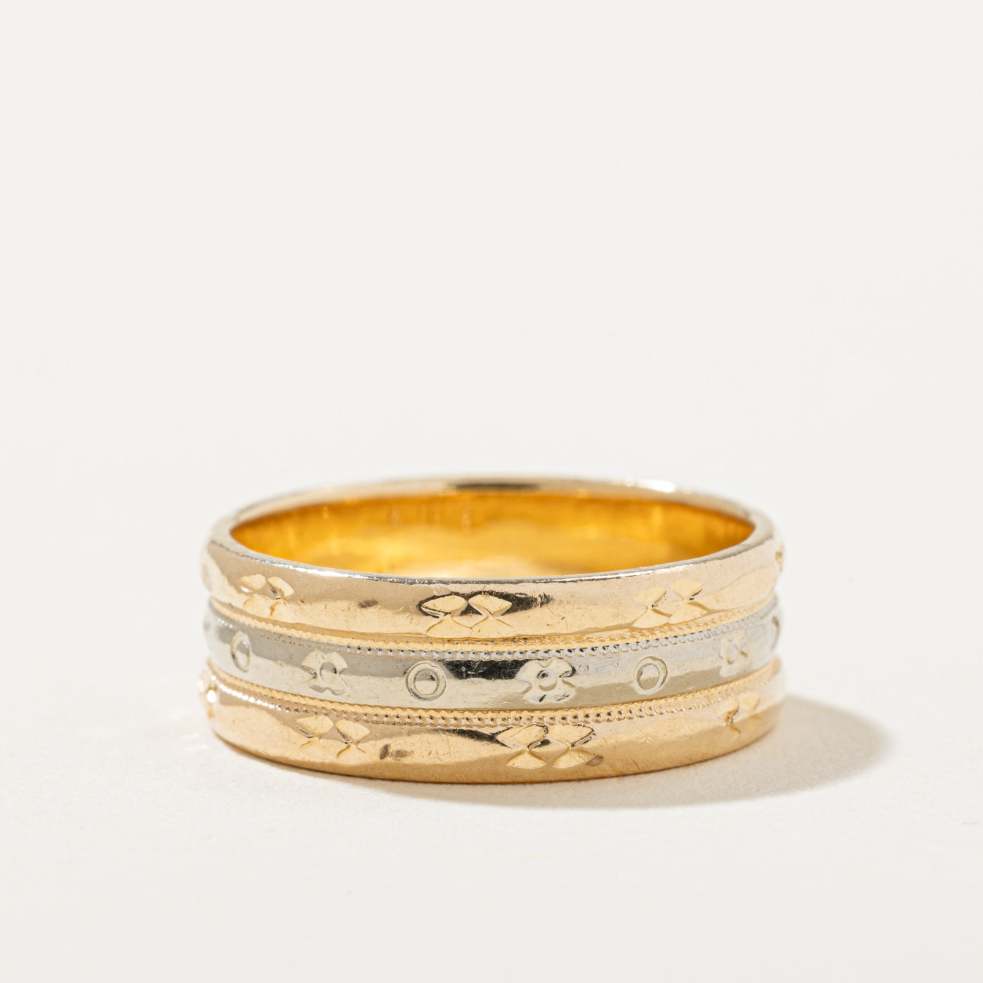 Vintage Canadian 14k Two Tone Gold Engraved Band | 6.25mm | SZ 5.75