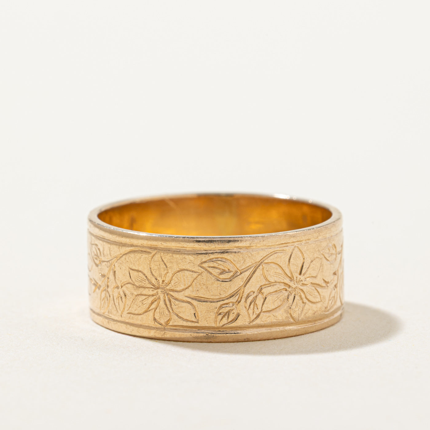 14k Yellow Gold Floral Engraved Band | 7.75mm | SZ 8