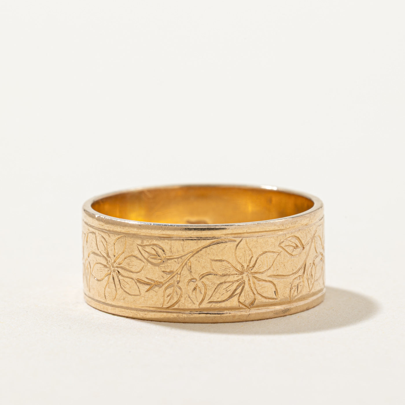 14k Yellow Gold Floral Engraved Band | 7.75mm | SZ 8
