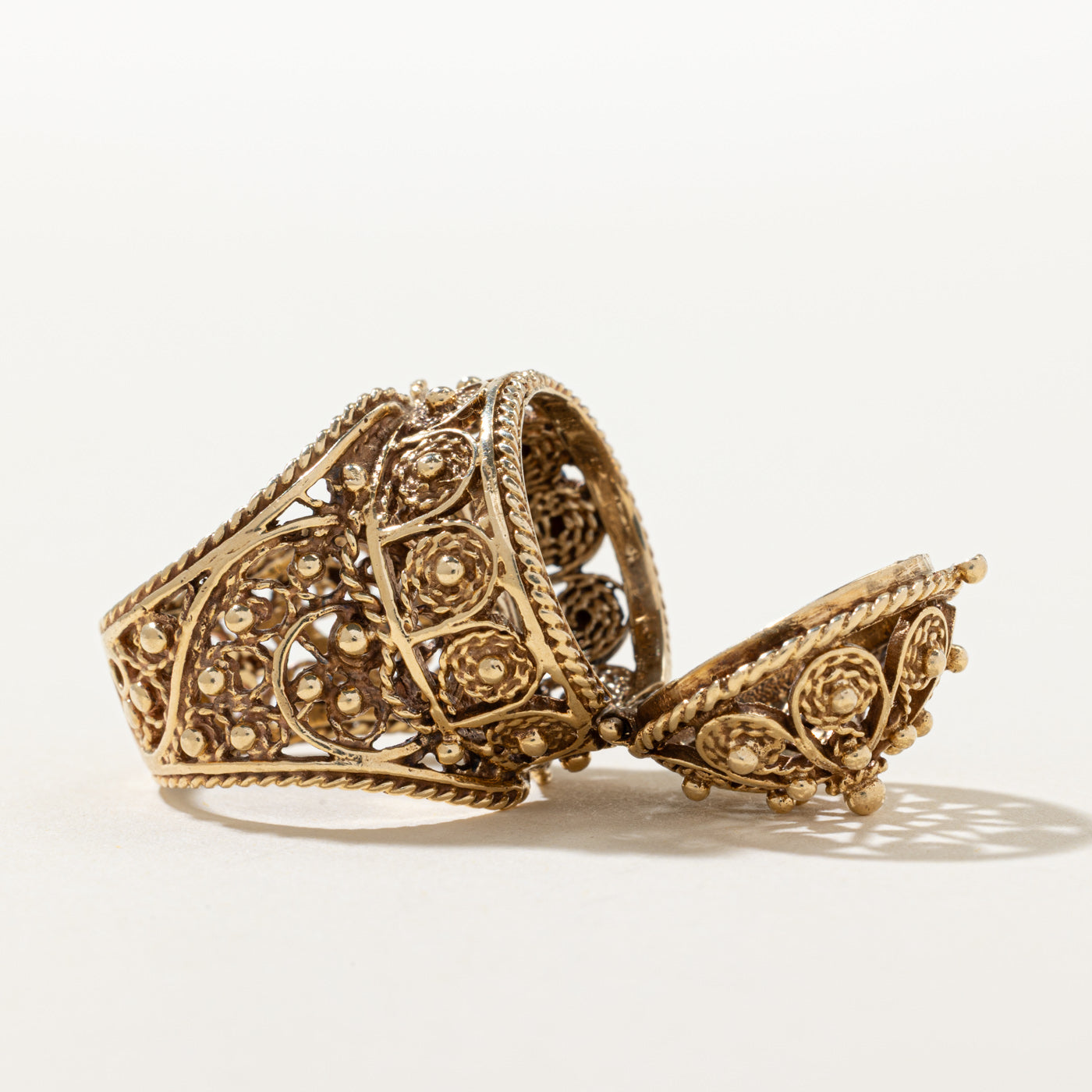 14k Yellow Gold Ornate Dome Cocktail Ring | SZ 5.5