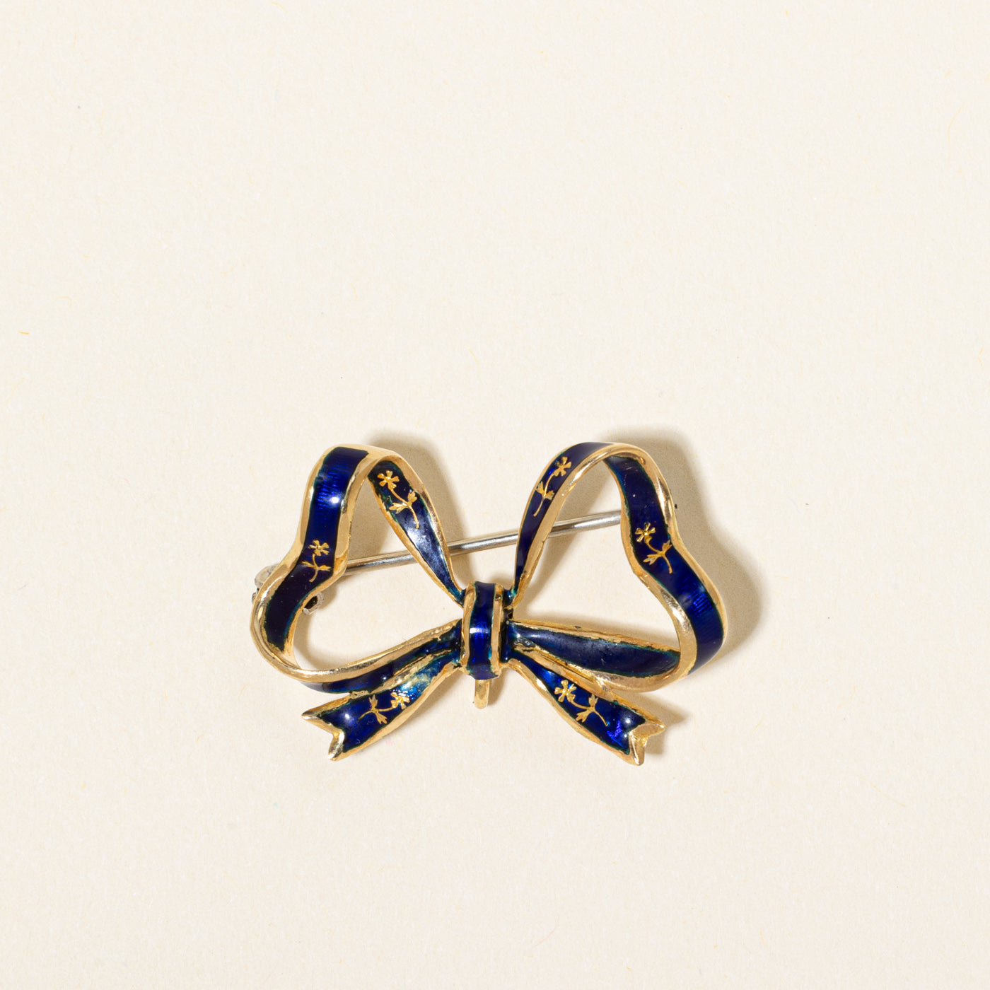 Vintage 18k Yellow Gold Enamel Bow Brooch