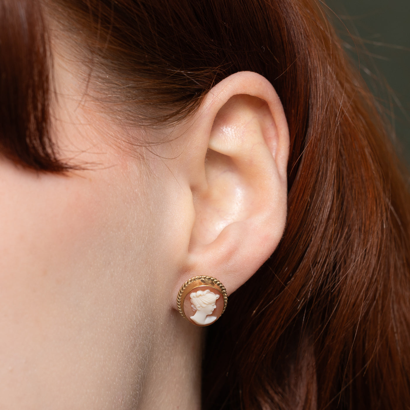 Vintage Shell Cameo Stud Earrings | 5.00ctw