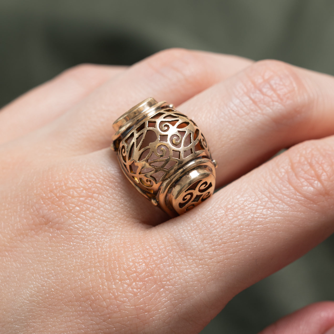Vintage 14k Yellow Gold Openwork Cocktail Ring | SZ 8.5