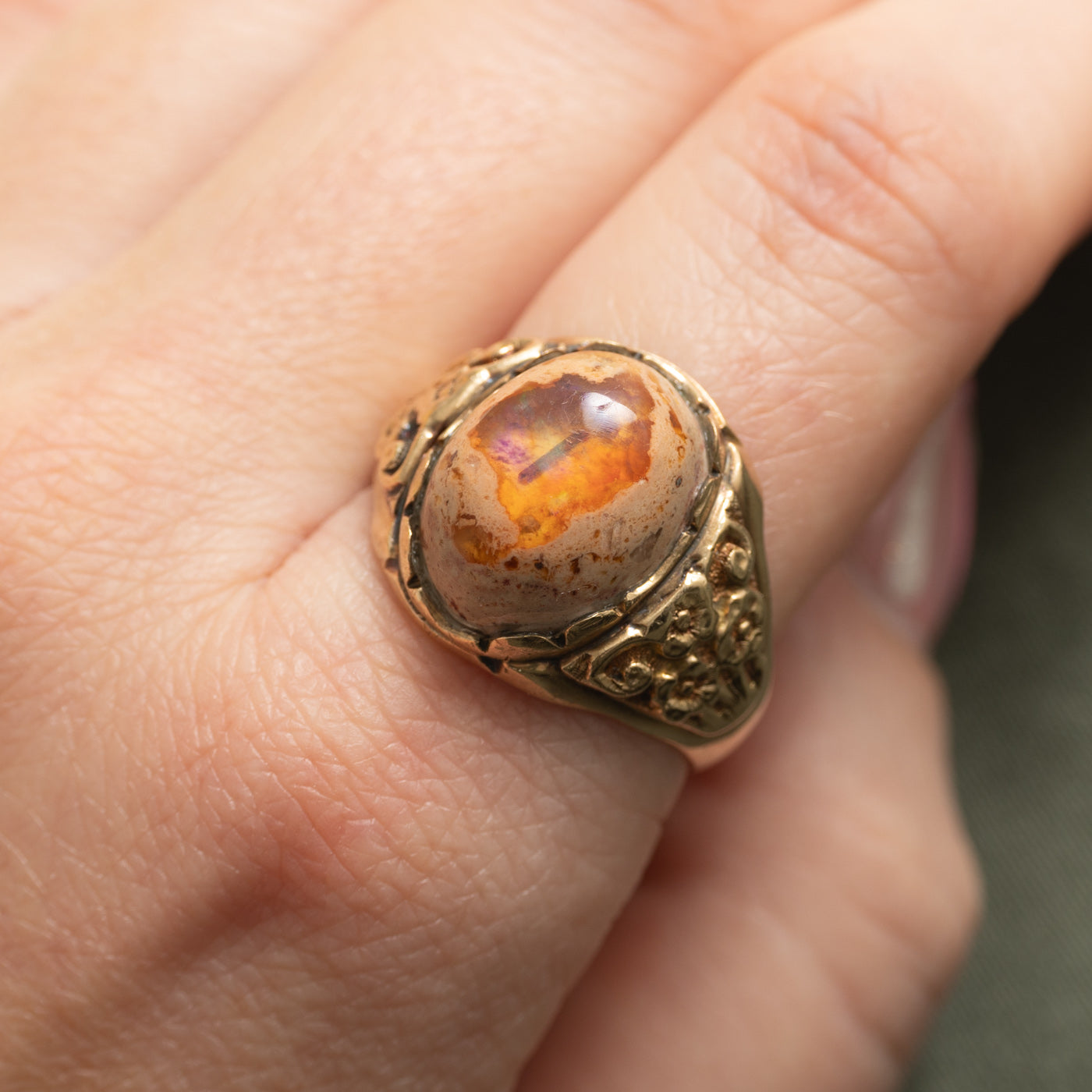 Bague cocktail vintage en opale boulder canadienne gravée | 7,00 ct | Taille 11,5