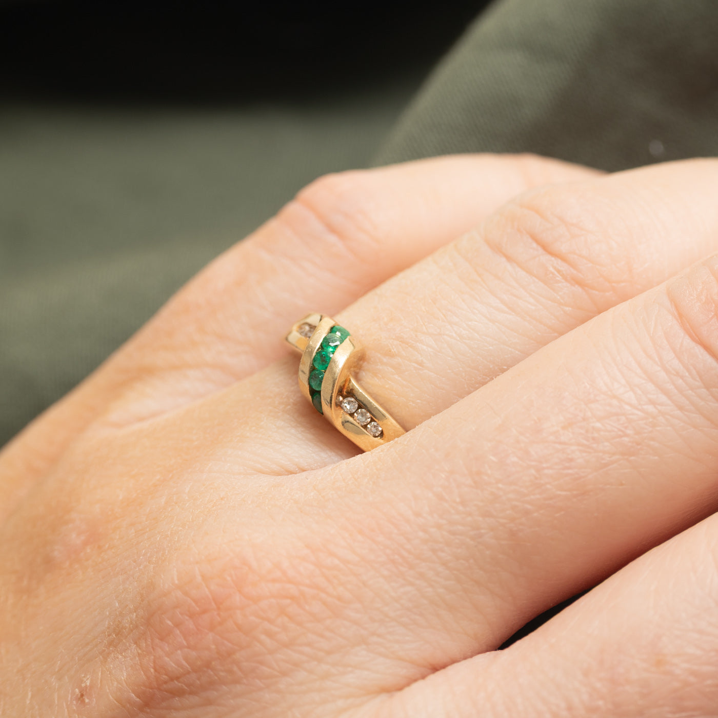 Channel Set Emerald & Diamond Cross Over Ring | SZ 6.25