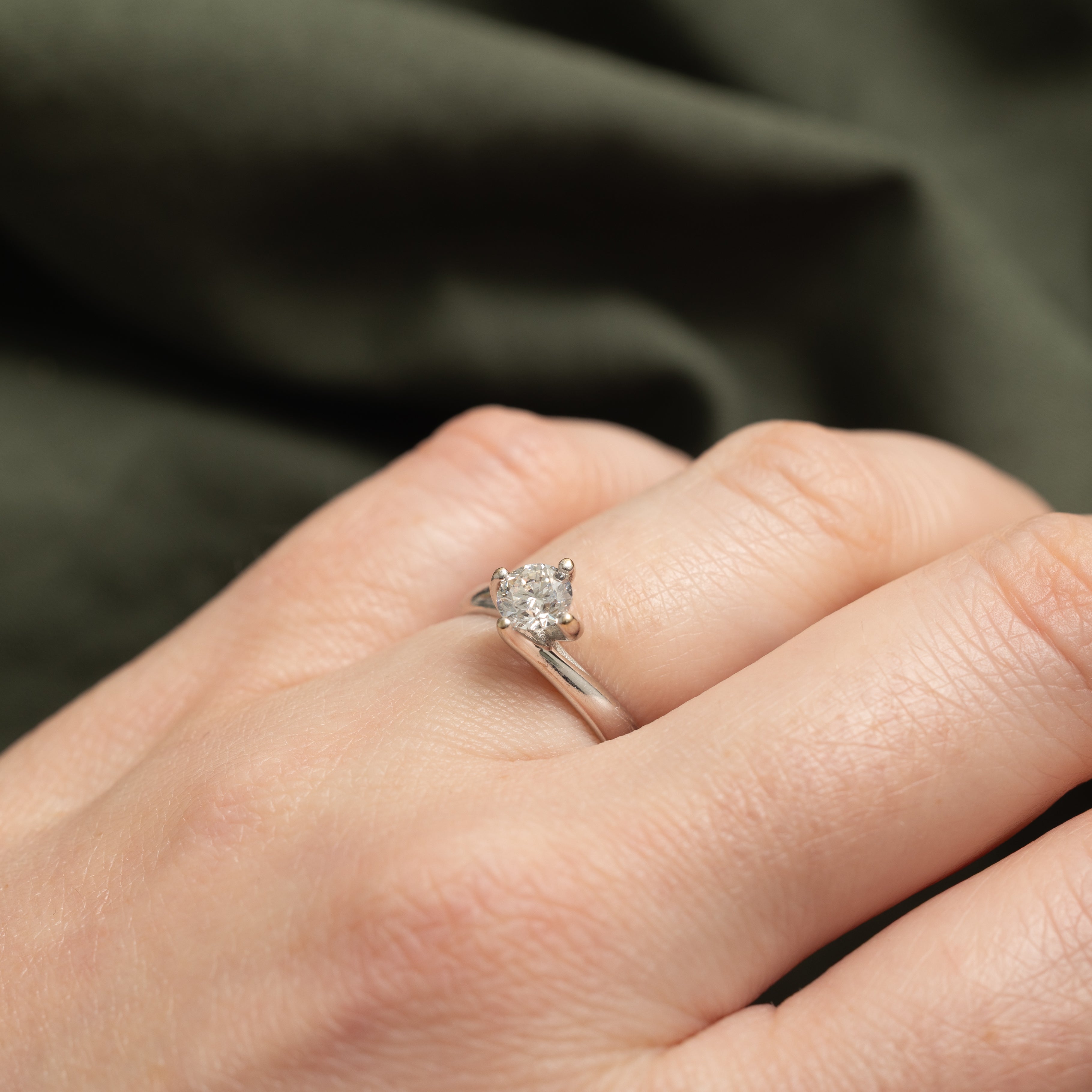 14k Solitaire Diamond Bypass Ring | 0.46ct VS1 G/H | SZ 4.25