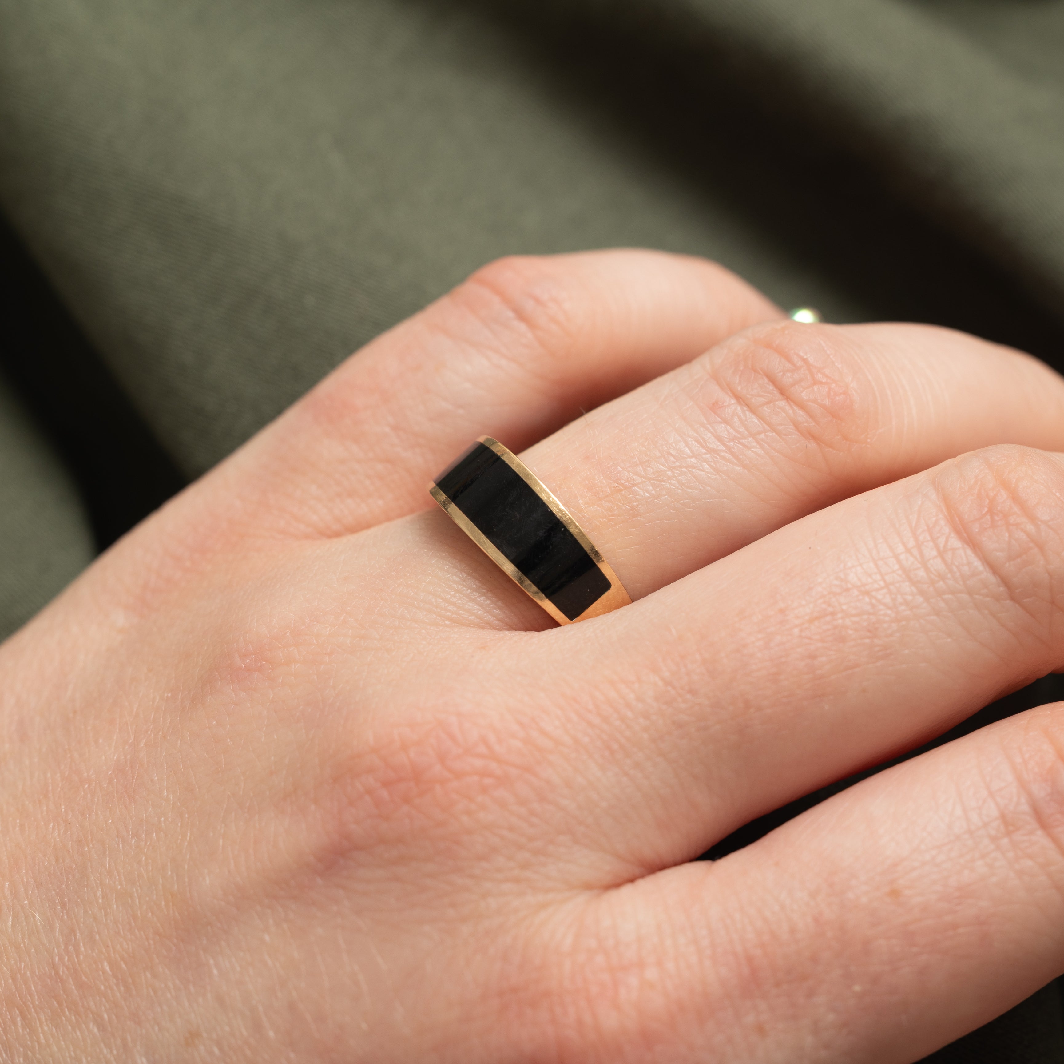 14k Onyx Inlay Band | 4.00ct | SZ 7.5