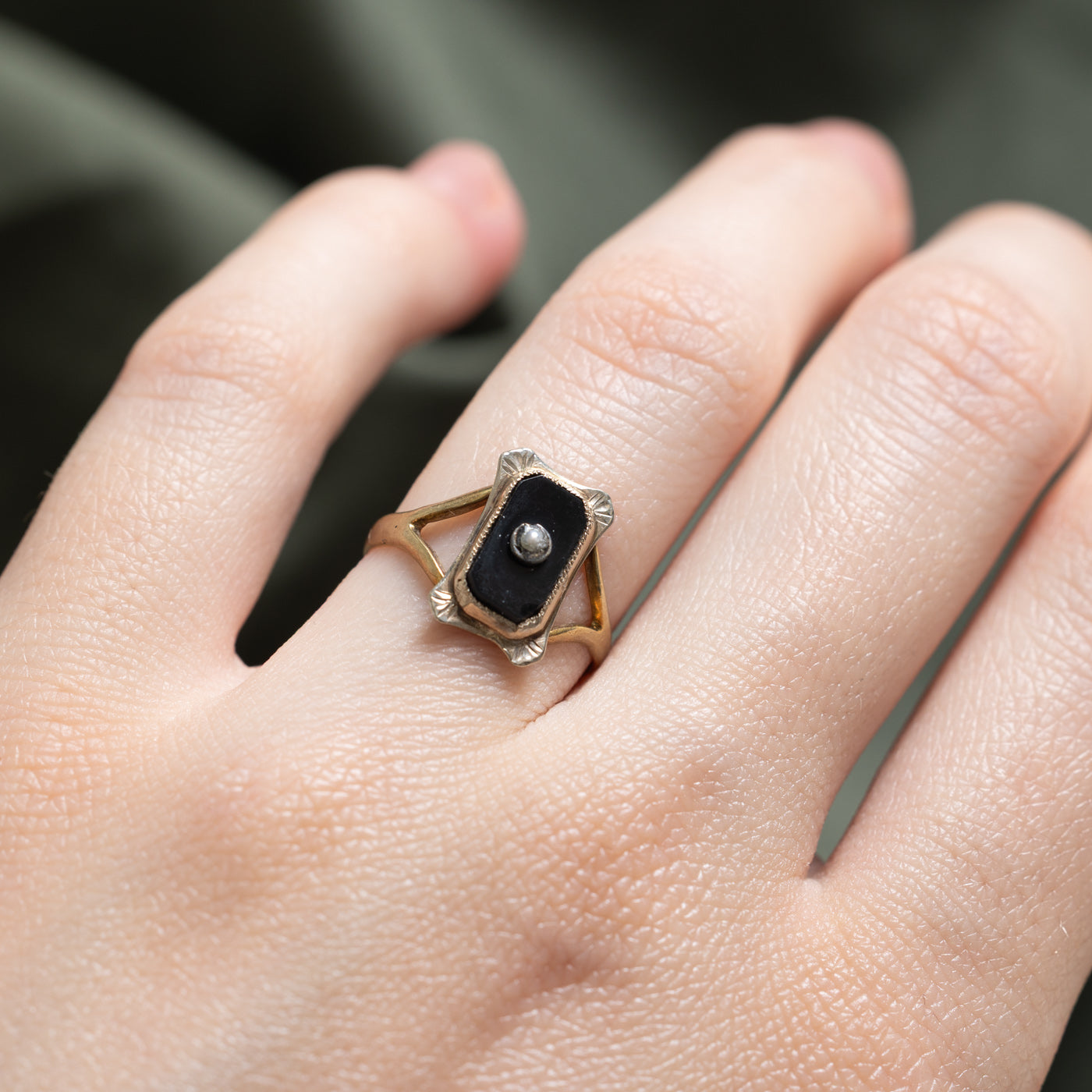 Onyx & Seed Pearl Tapered Ring | 0.55ctw | SZ 5.25
