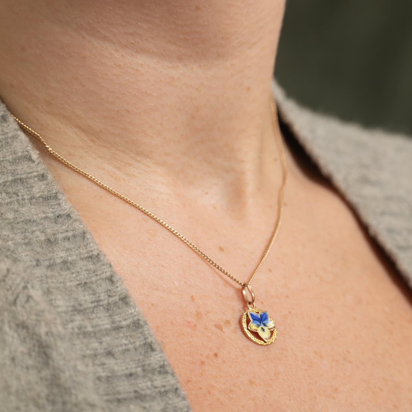 12k Yellow Gold Enamel Pansy Flower Charm