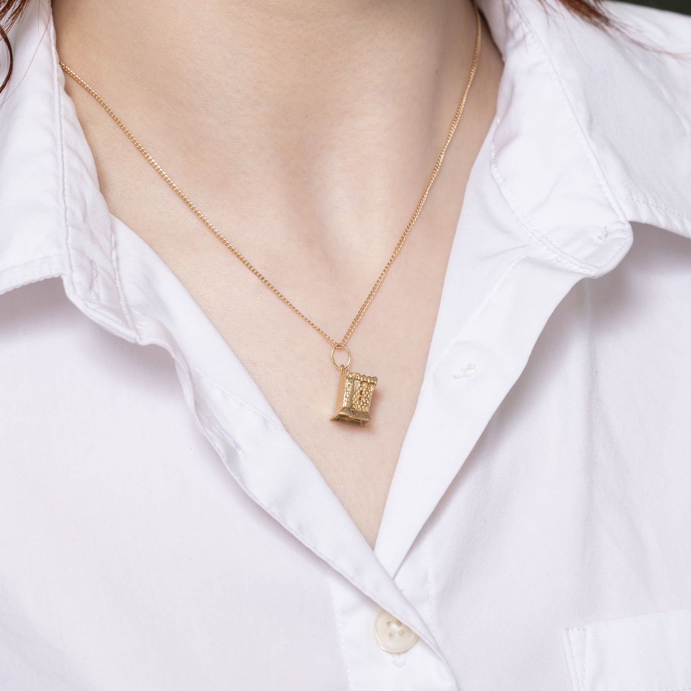 1965 Dublin 9K Yellow Gold Blarney Castle Charm