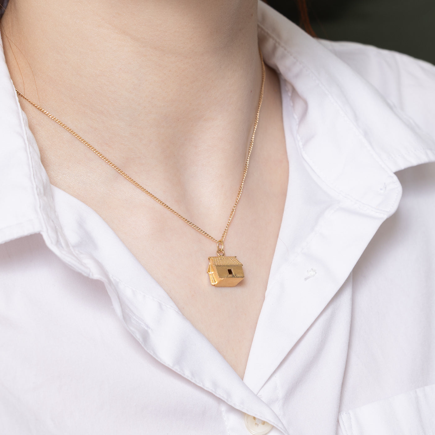 18K Yellow Gold Fiji House Charm