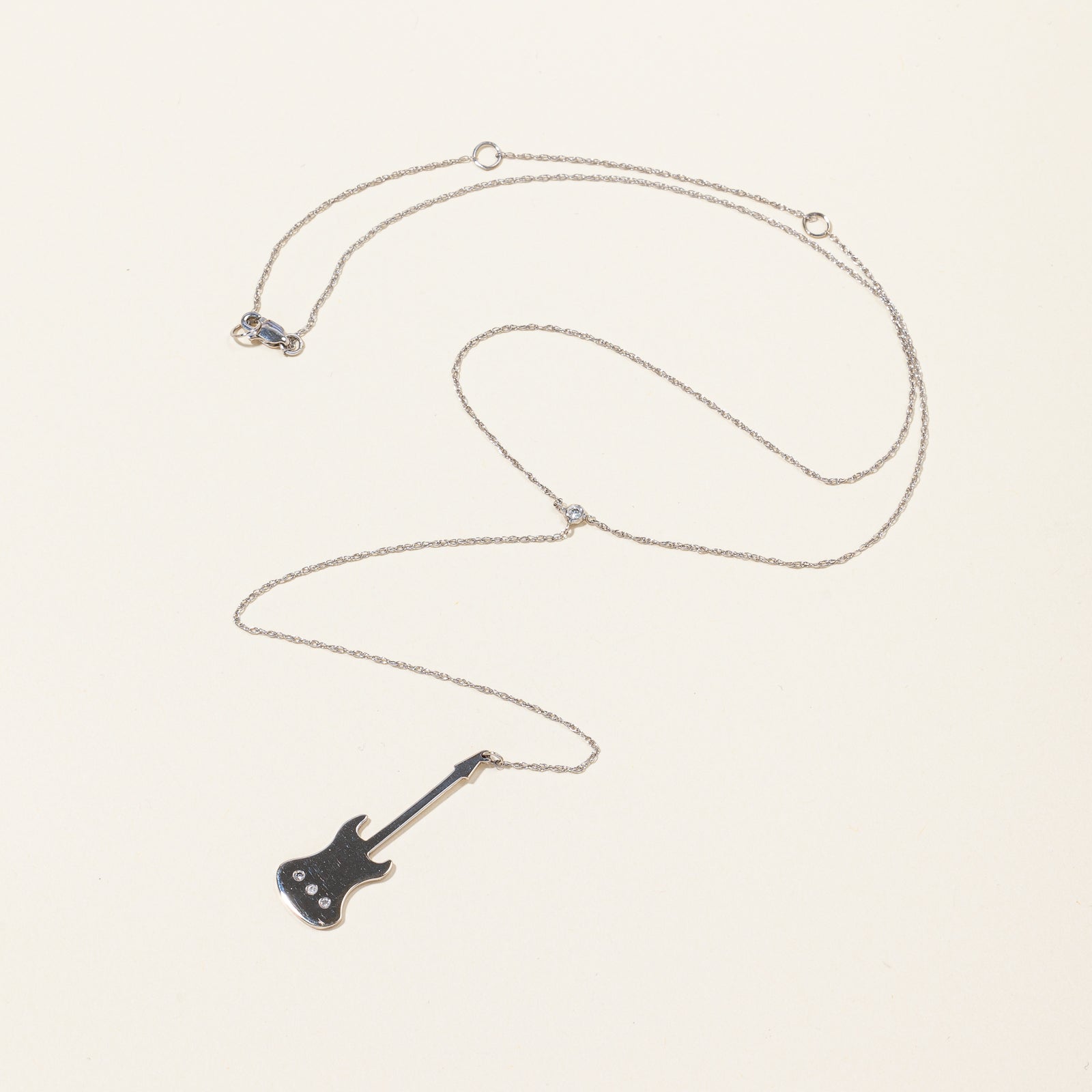 Diamond Guitar Drop Pendant Necklace | 0.06ctw | 16" |