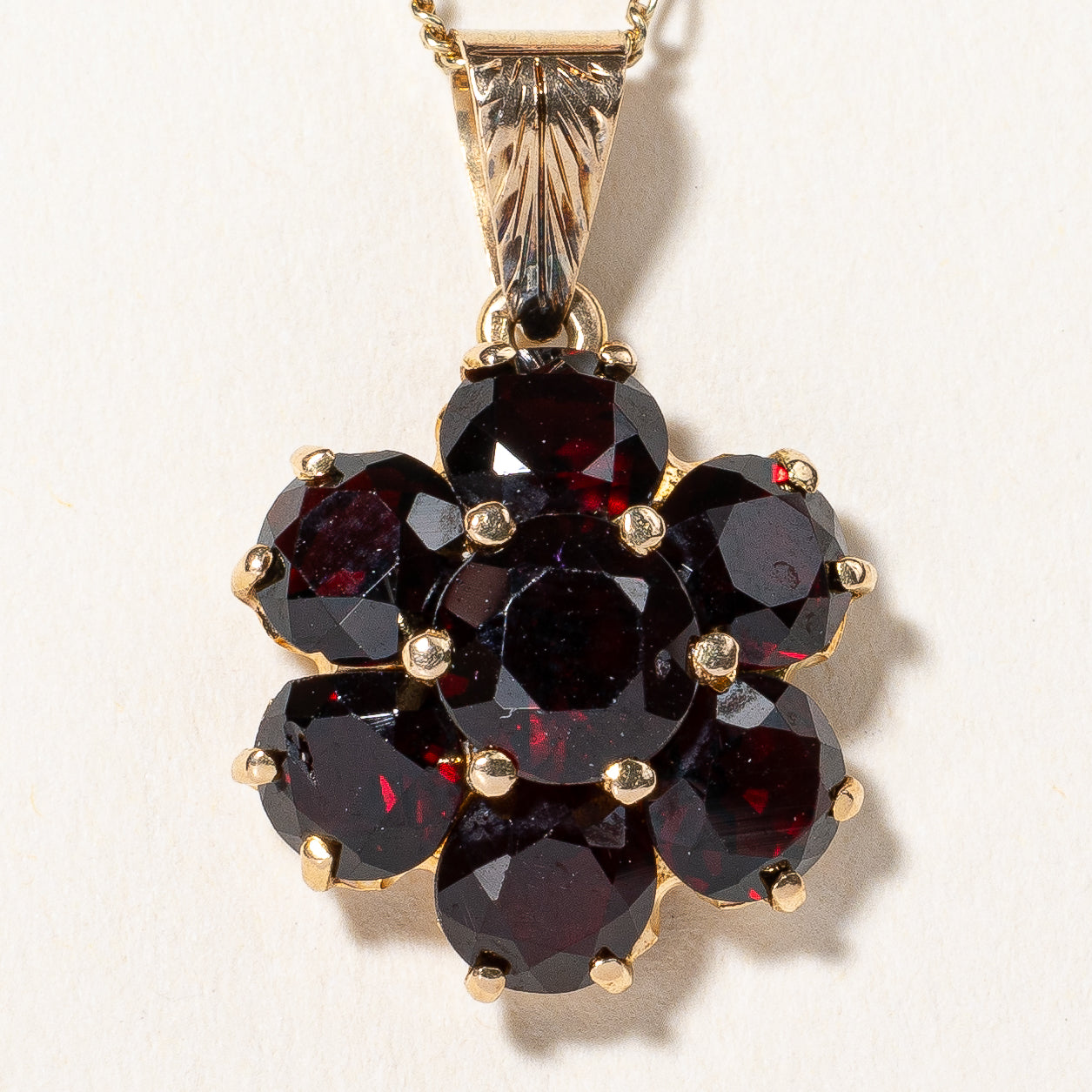 Vintage Italian Garnet Cluster Pendant and Necklace | 5.50ctw | 18" |