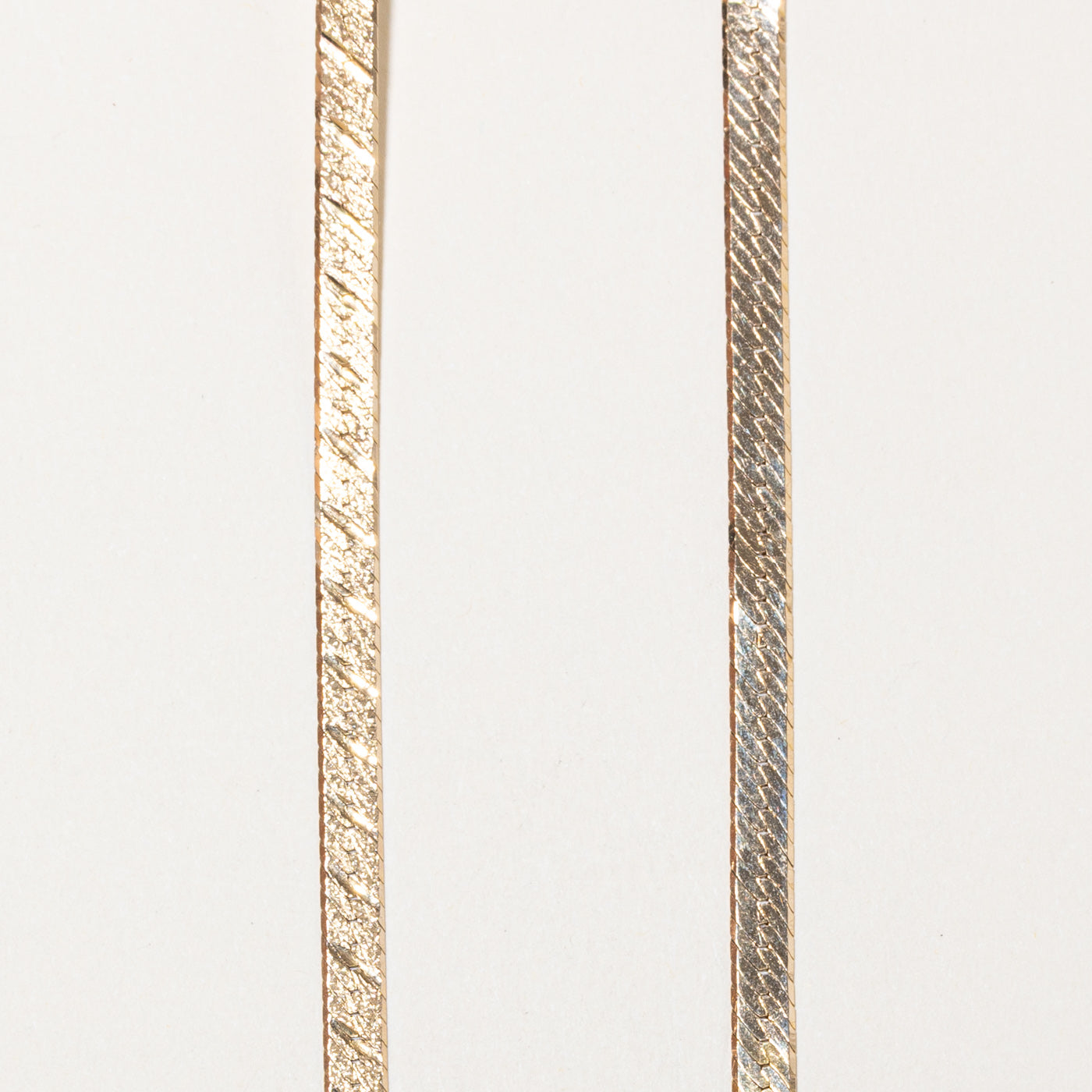 14k Yellow Gold Herringbone Chain | 18"