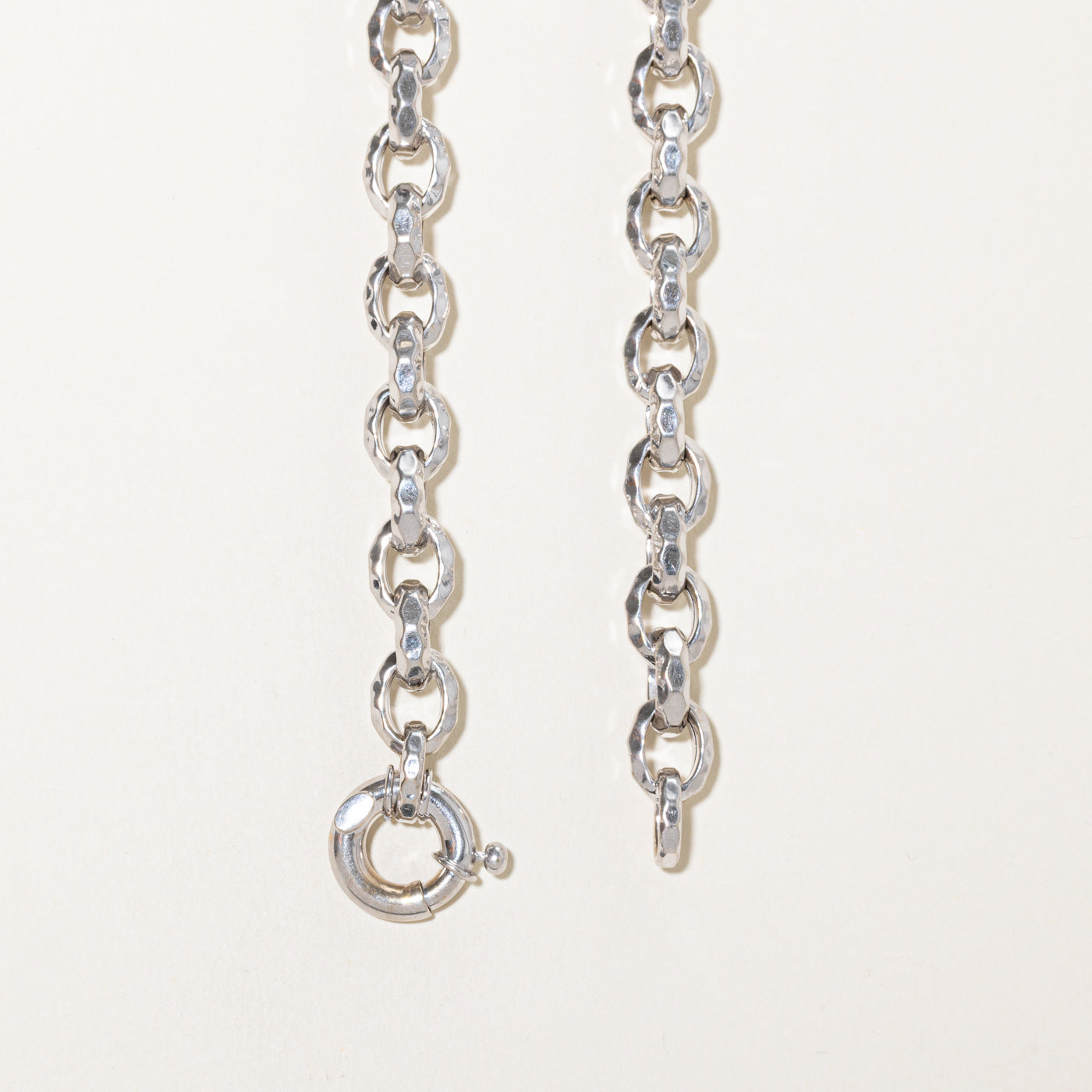14k White Gold Large Hammered Rolo Link Chain | 17"