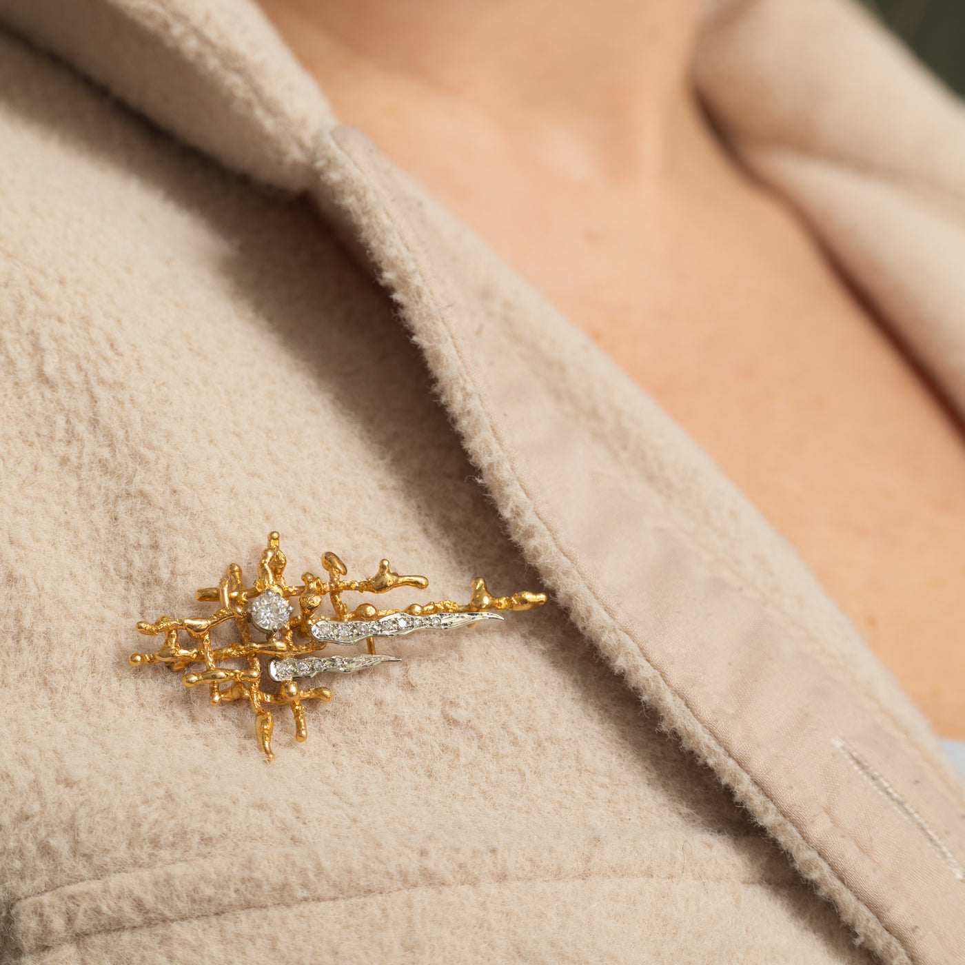 'Cavelti' 18K Diamond Textured Abstract Brooch | 0.74ctw