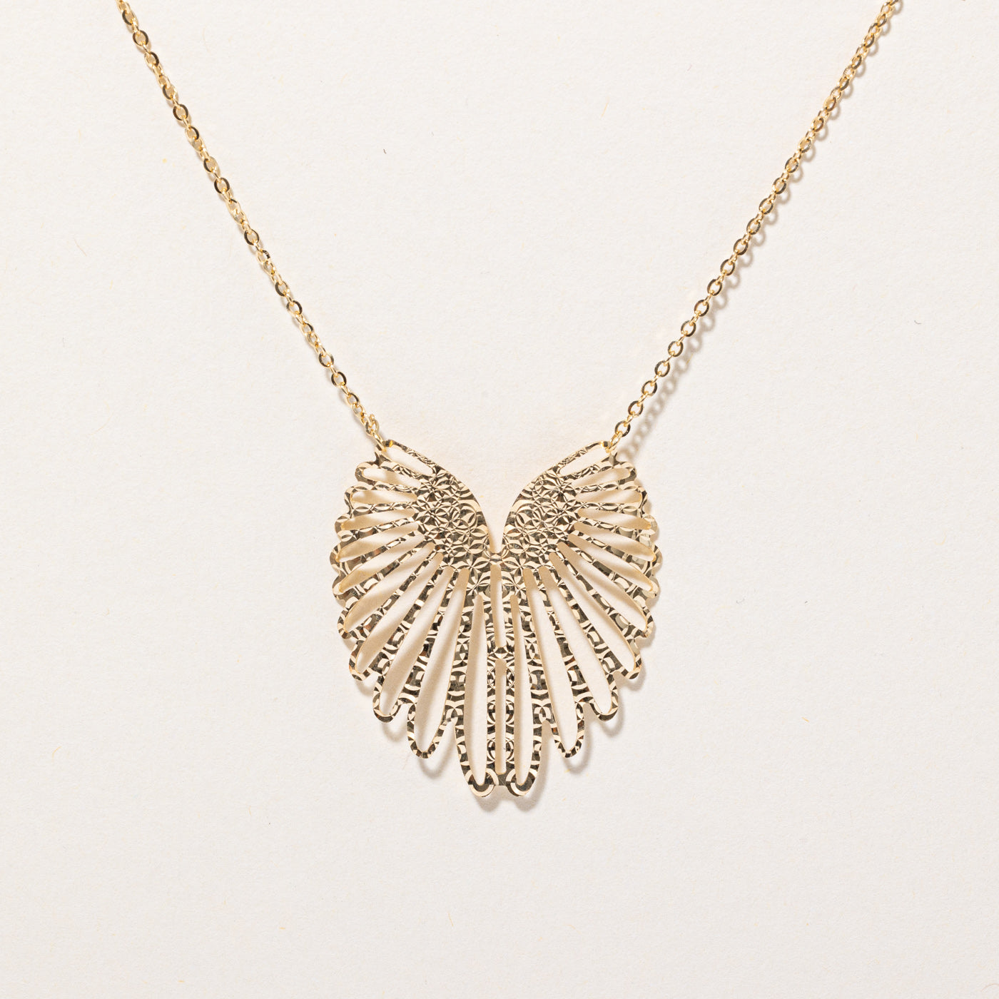 18k Yellow Gold Wings Pendant Necklace | 16" |