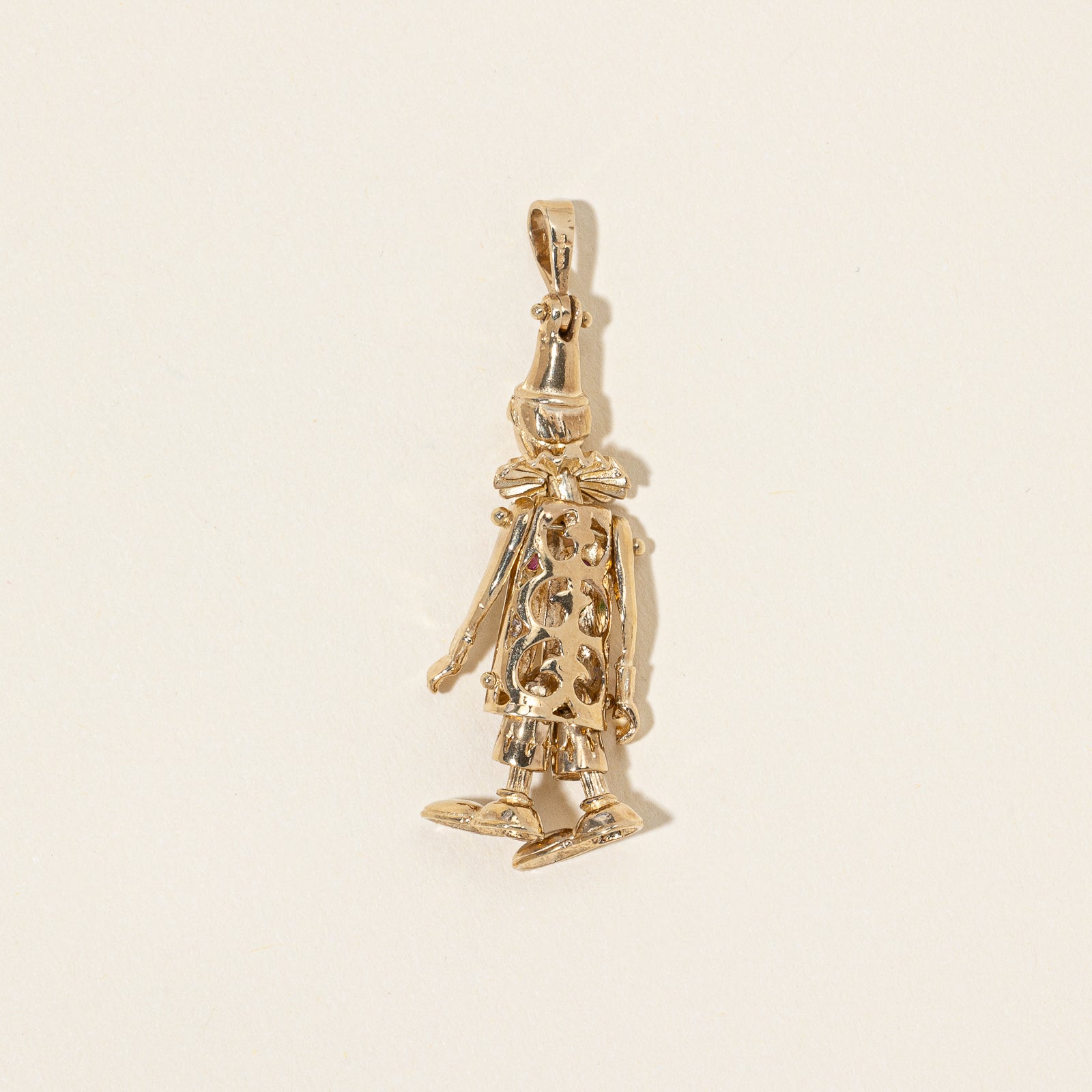 Pendentif clown à plusieurs pierres précieuses