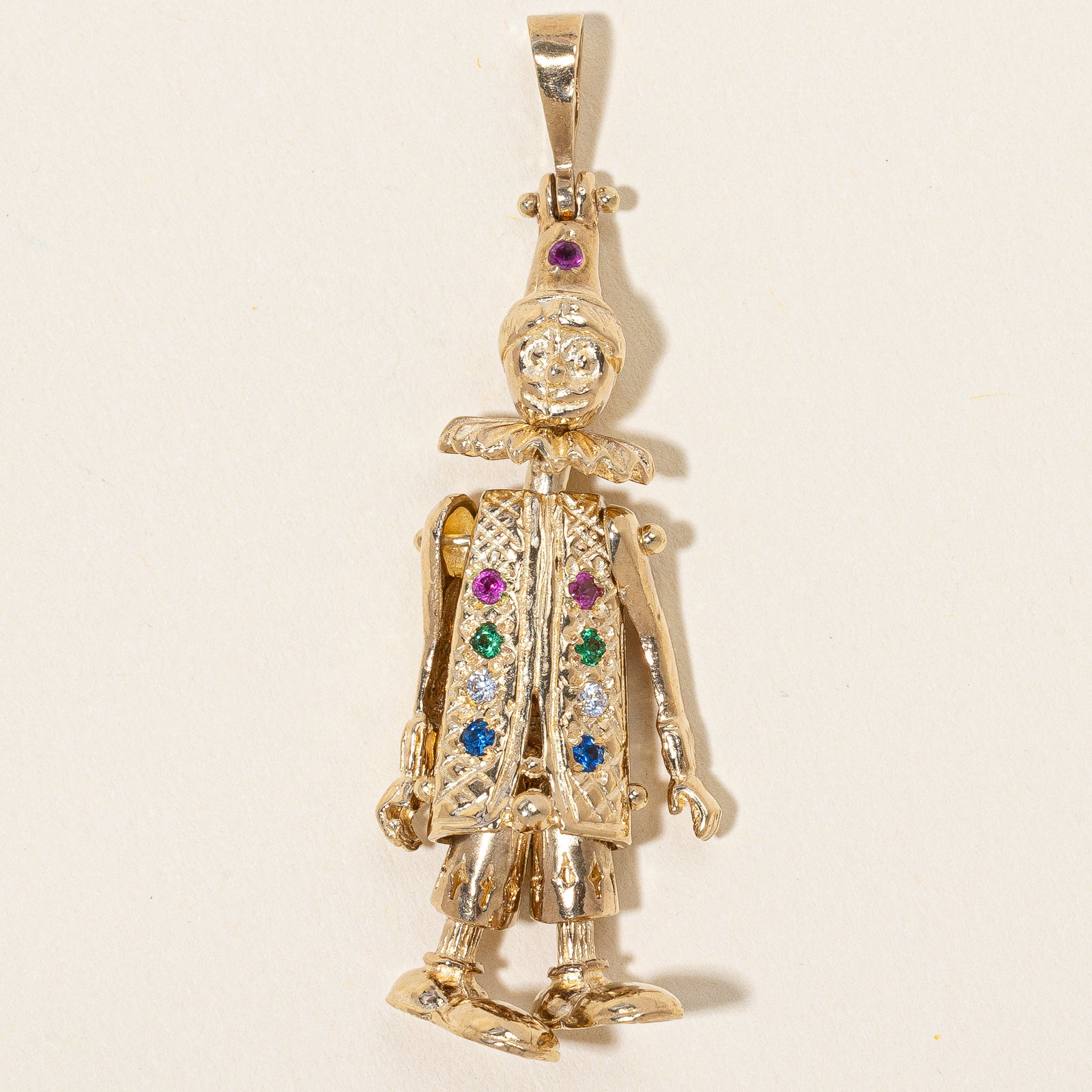 Pendentif clown à plusieurs pierres précieuses