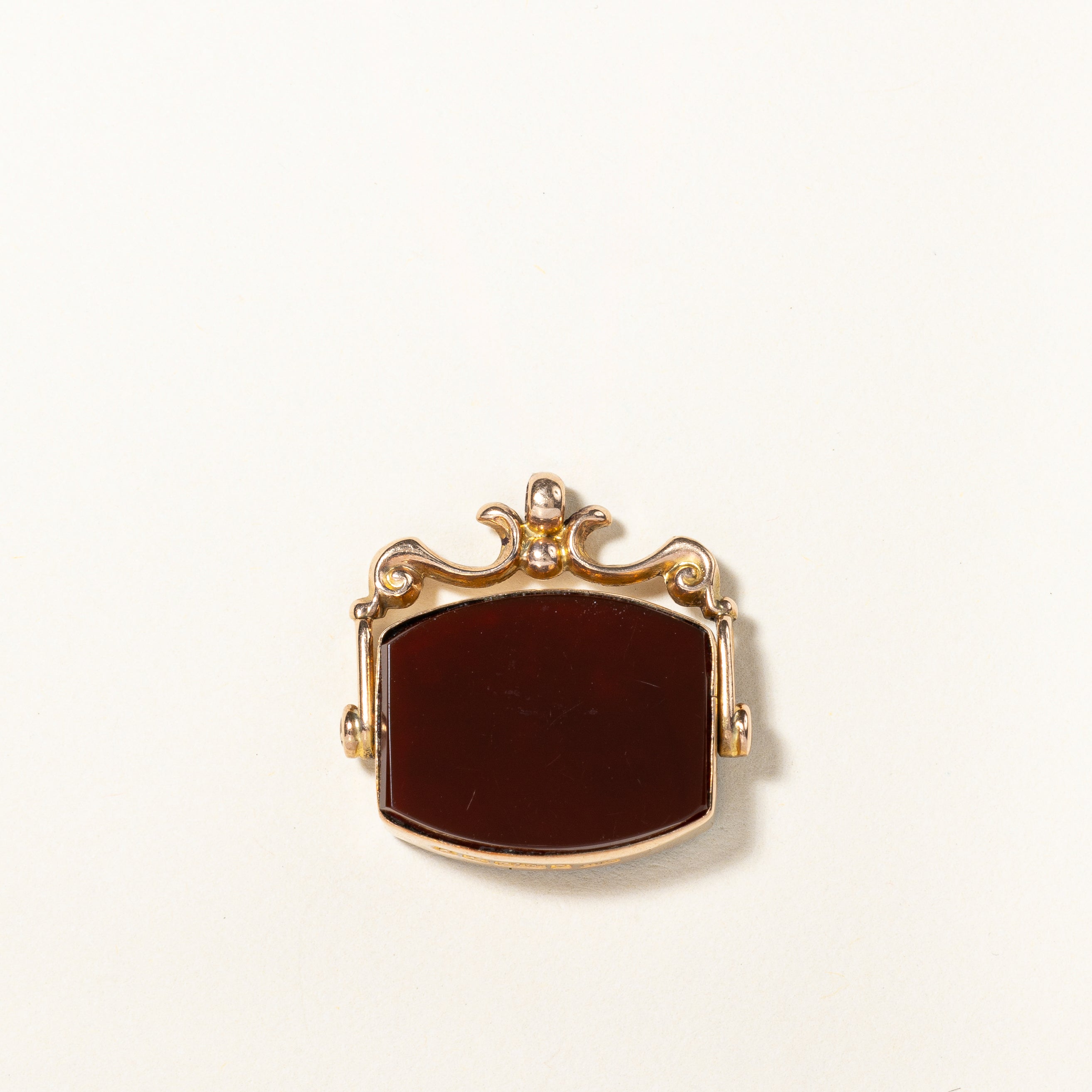 1923 Birmingham Bloodstone & Carnelian Swivel Pendant | 12.50ctw |