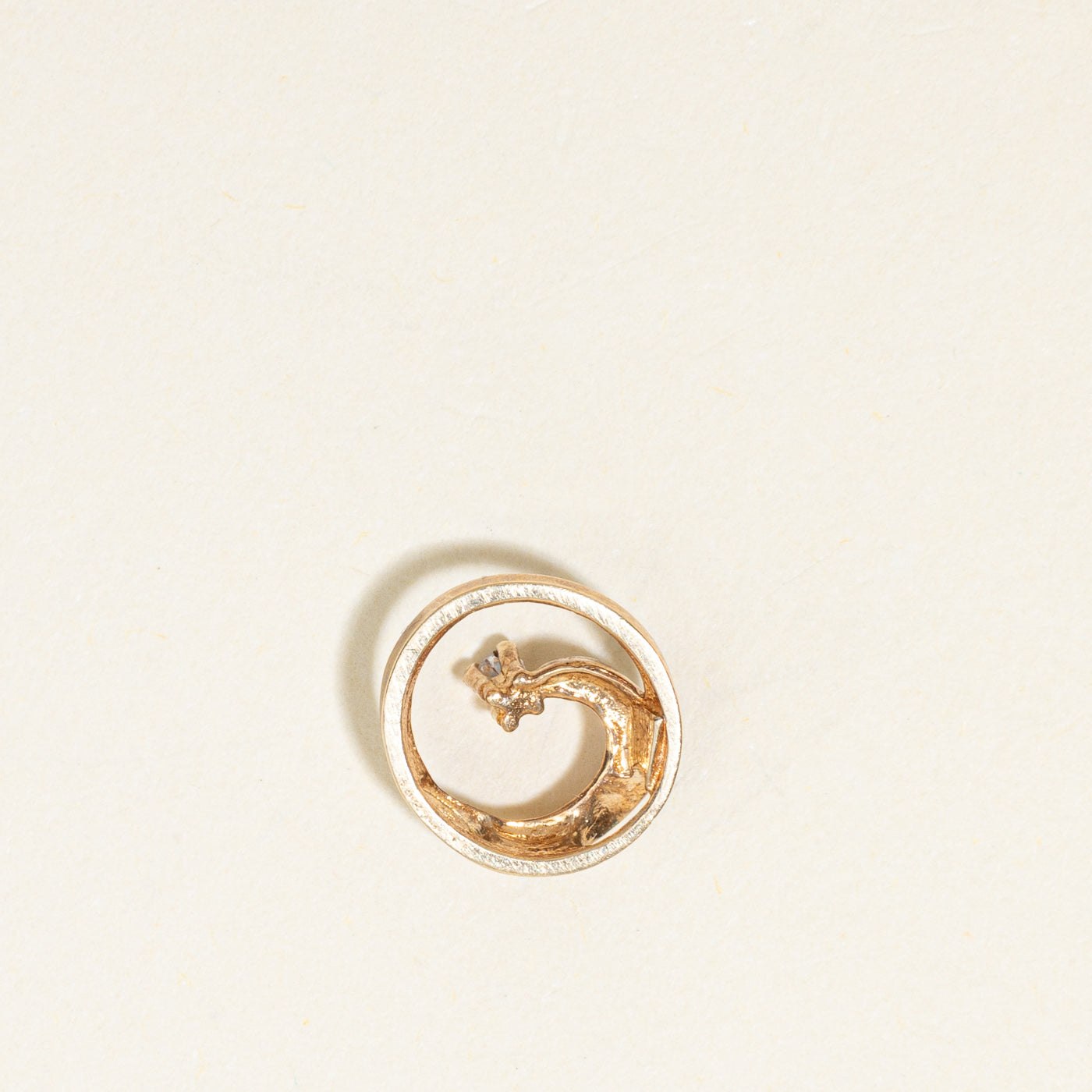 10K Diamond Swirl Circle Pendant