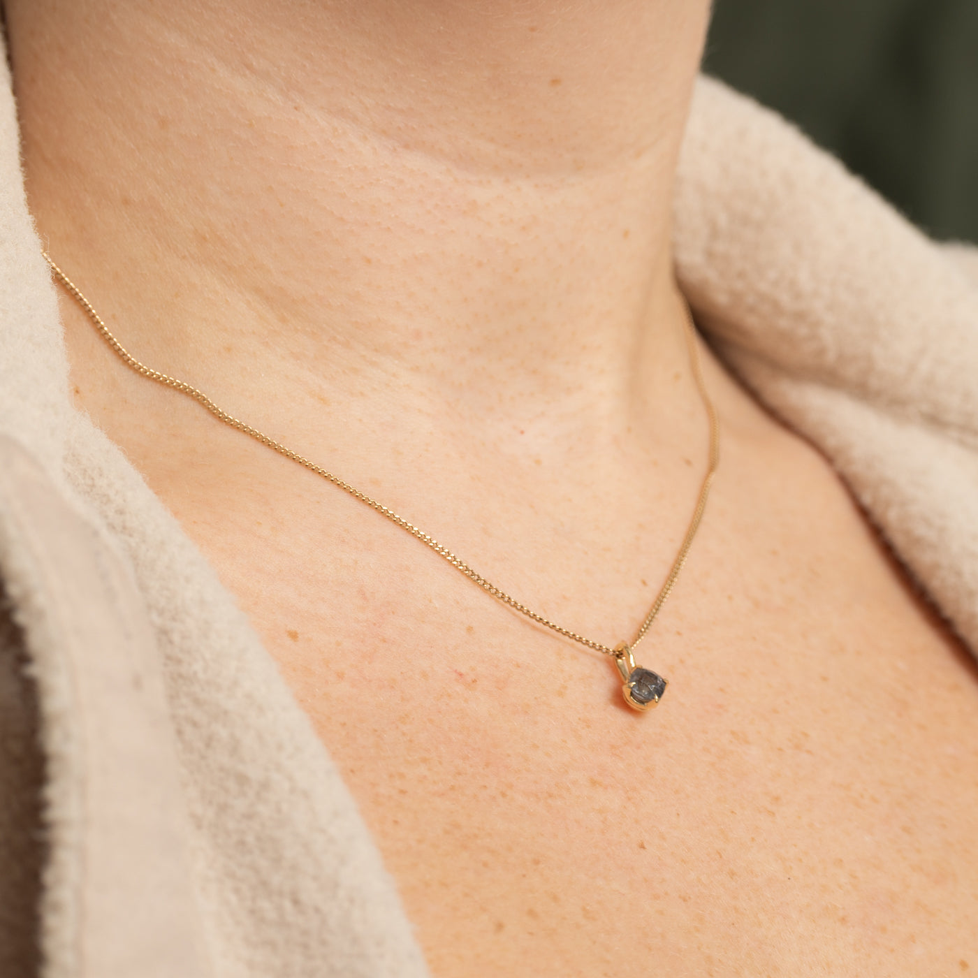 Pendentif spinelle taille coussin « 100 façons » | 0,90 ct