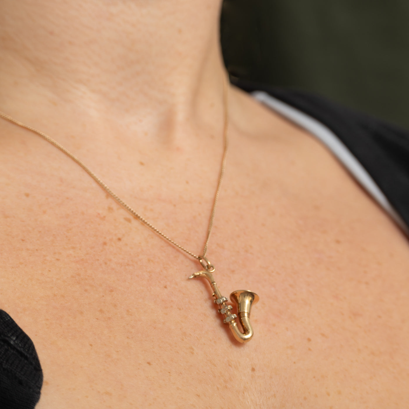 10k Yellow Gold Saxaphone Charm