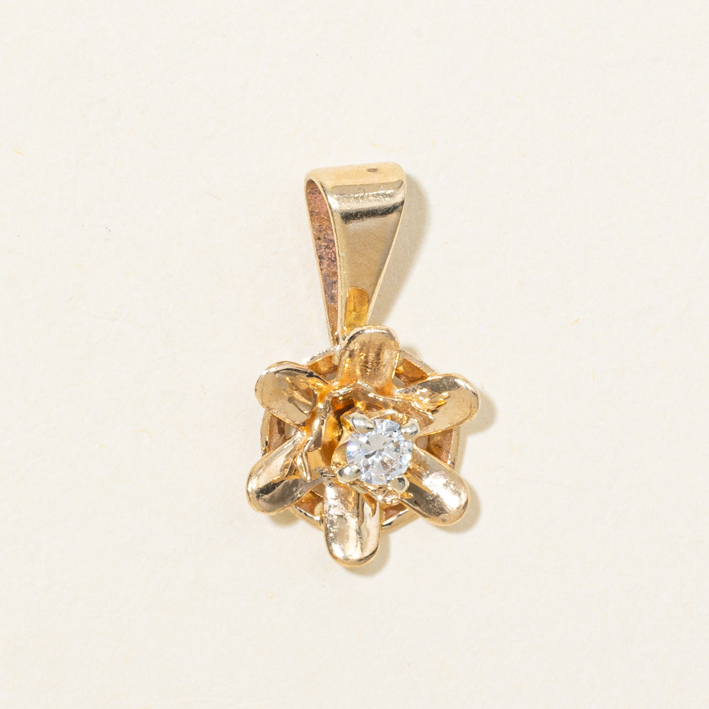14K Diamond Flower Pendant