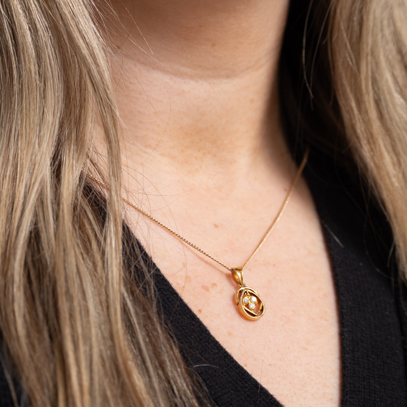 14K Diamond Cluster Oval Pendant