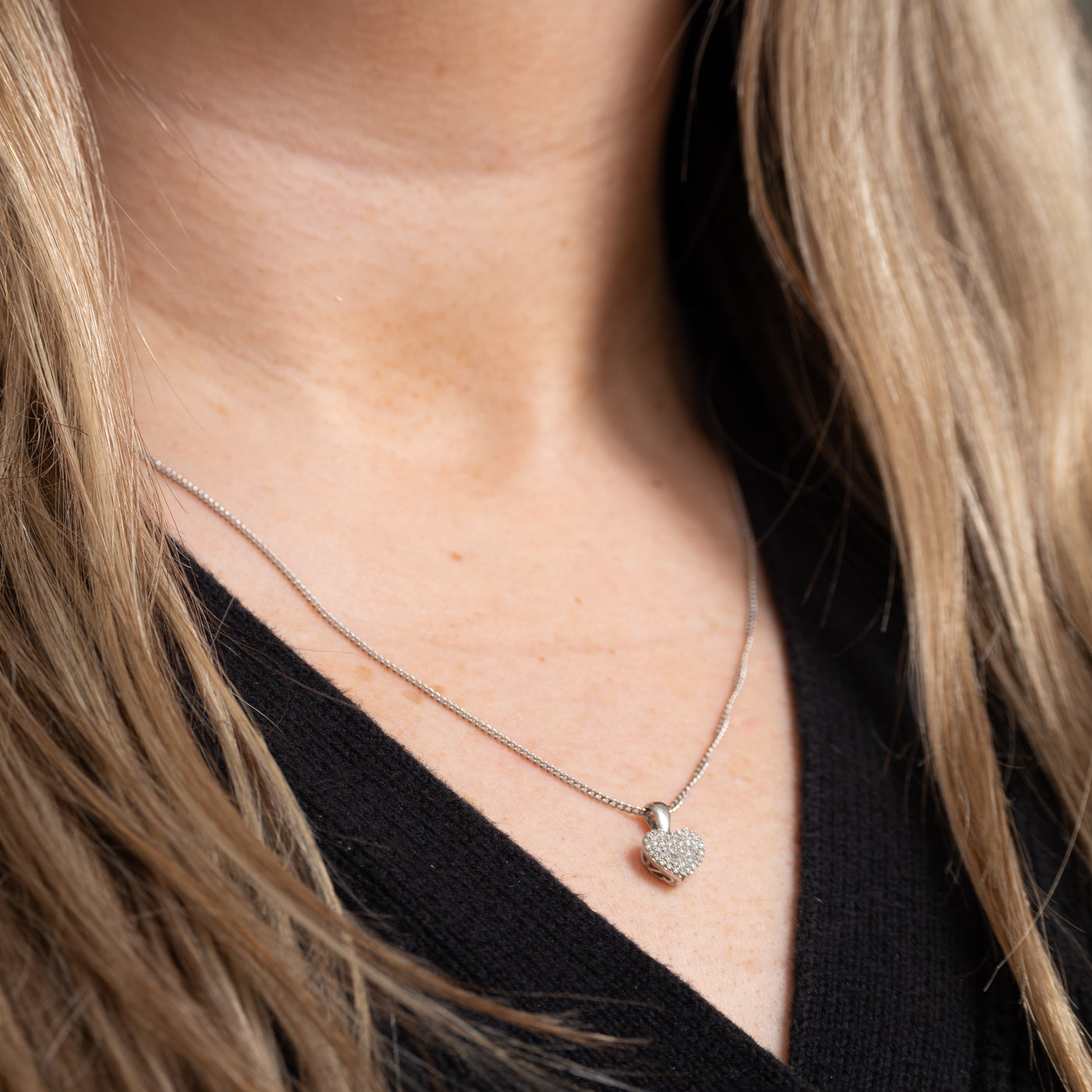 10K Pavé Set Diamond Heart Pendant