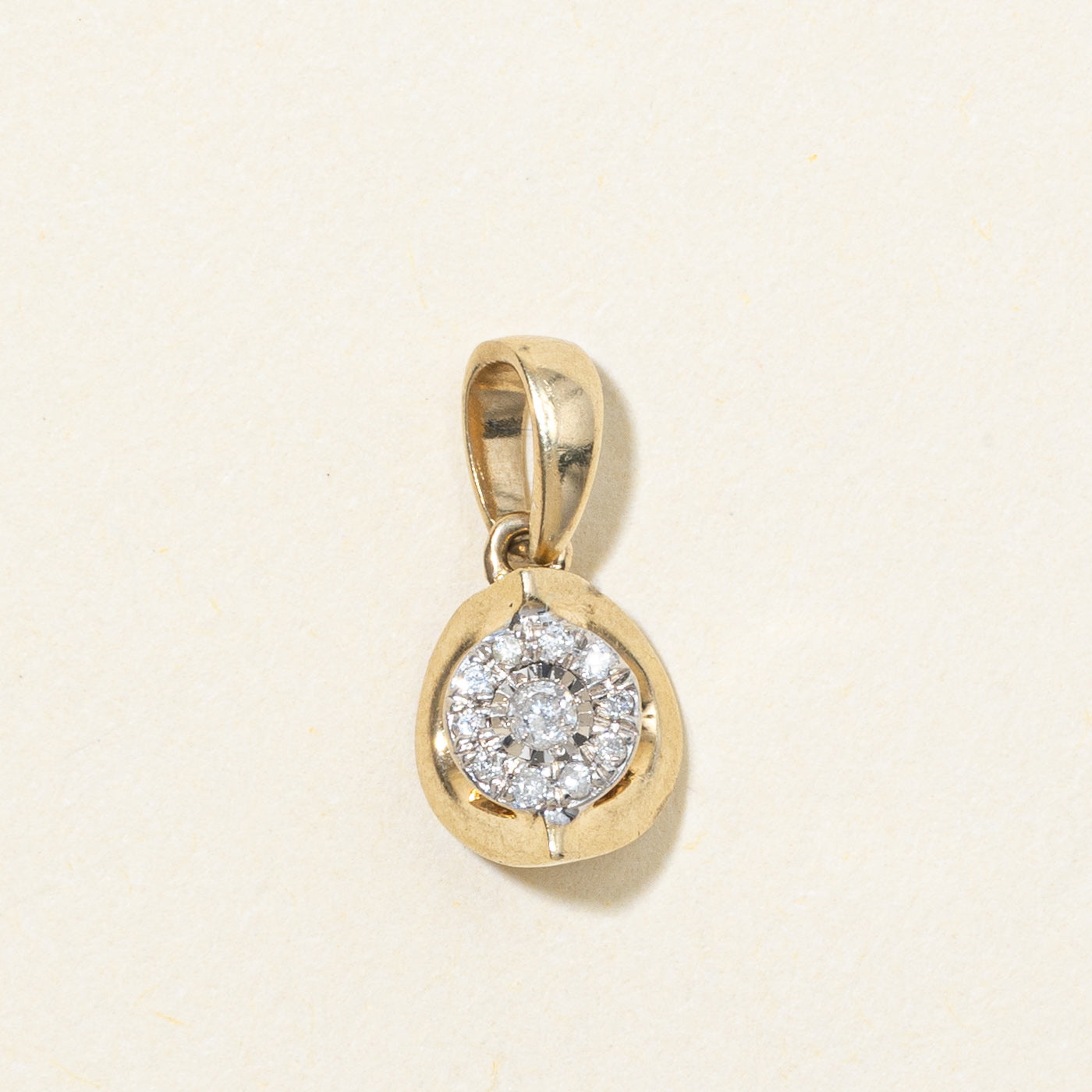 10K Illusion Set Diamond Pendant