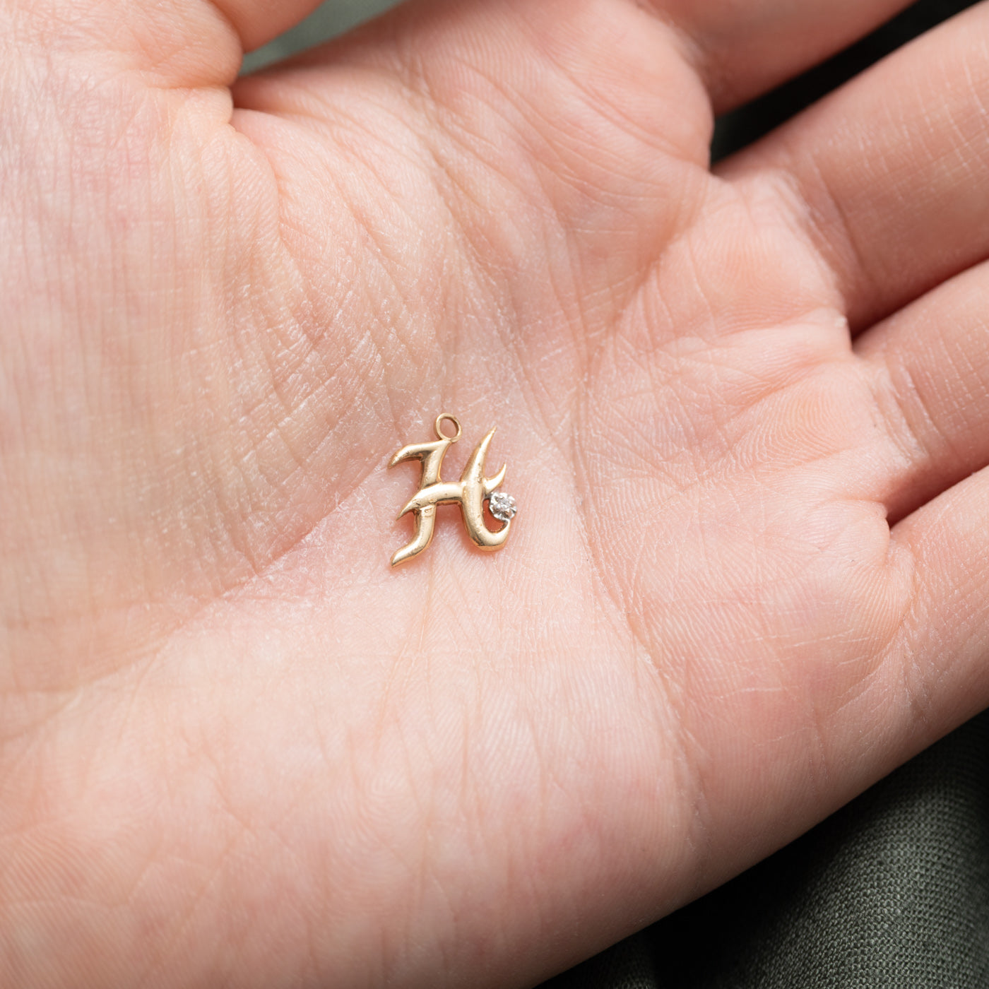 10K Diamond "H" Initial Charm