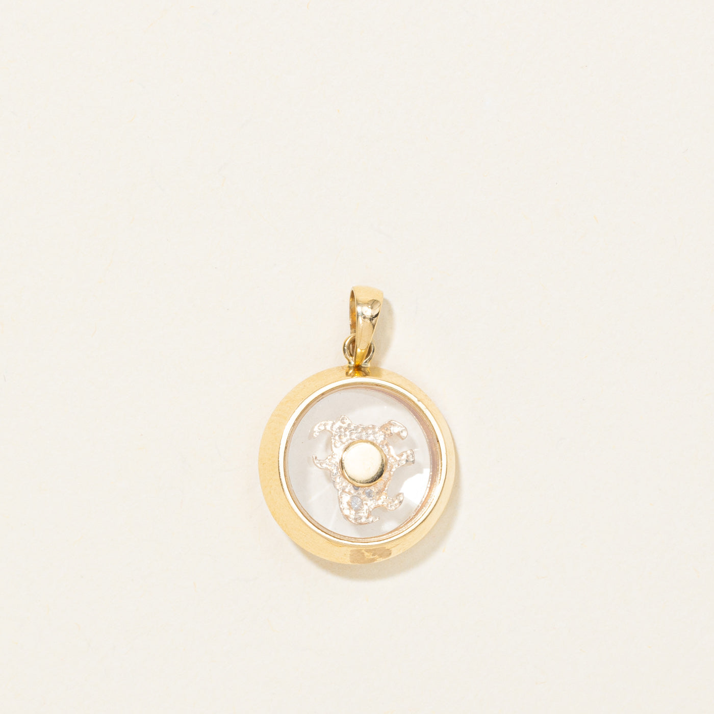 Pendentif Taureau tournant en diamant 18 carats