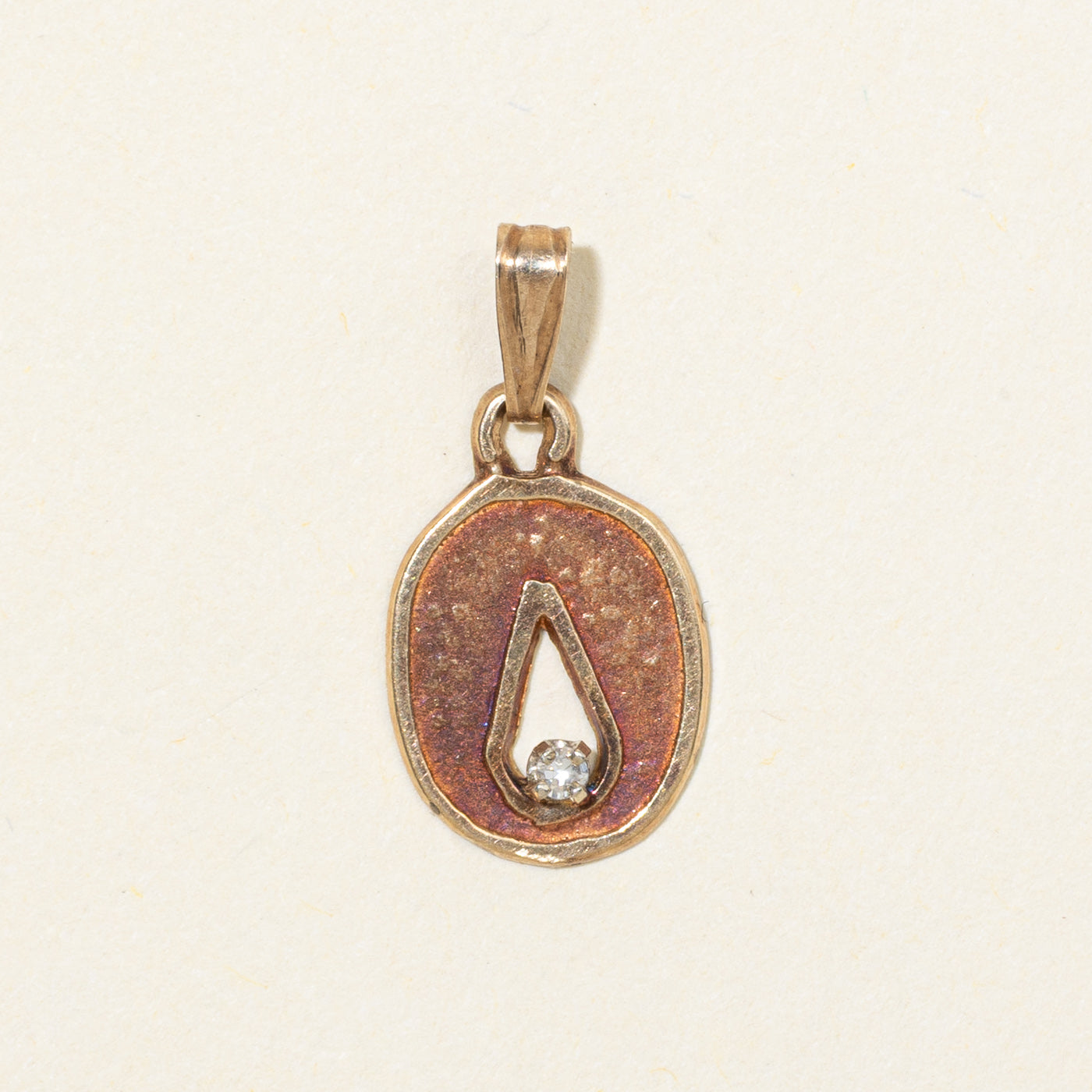 10K Diamond Open Textured Oval Pendant